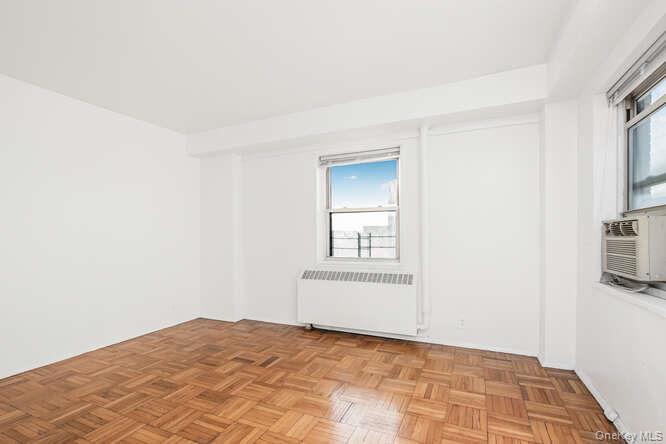 #14 photo, 6 Fordham Hill Oval, Bronx , NY 10468