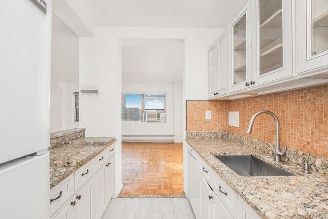 #8 photo, 6 Fordham Hill Oval, Bronx , NY 10468