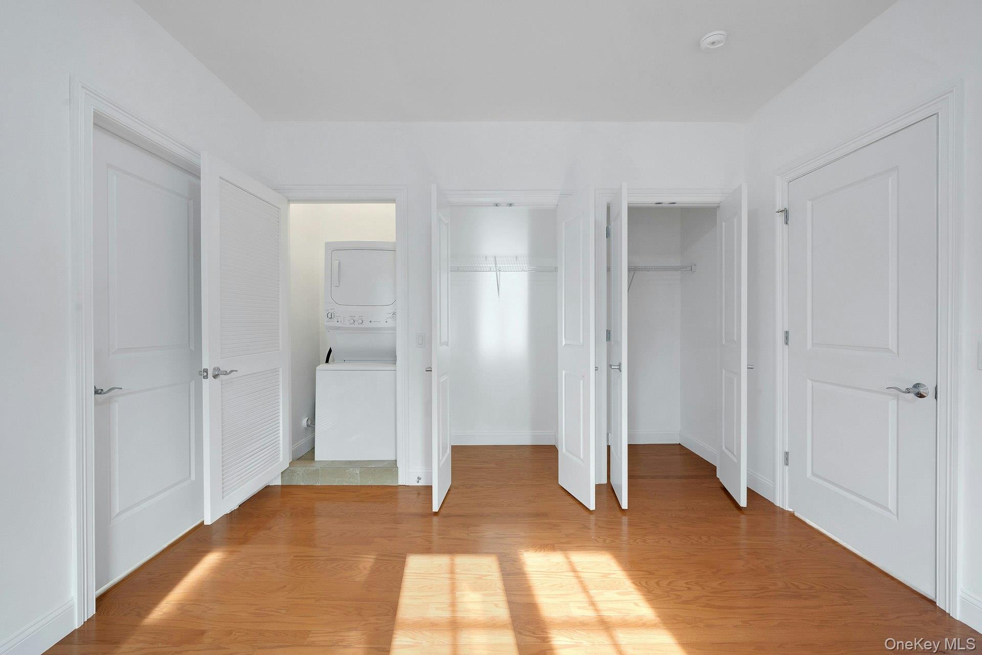 #12 photo, 400 Main Street, Armonk , NY 10504