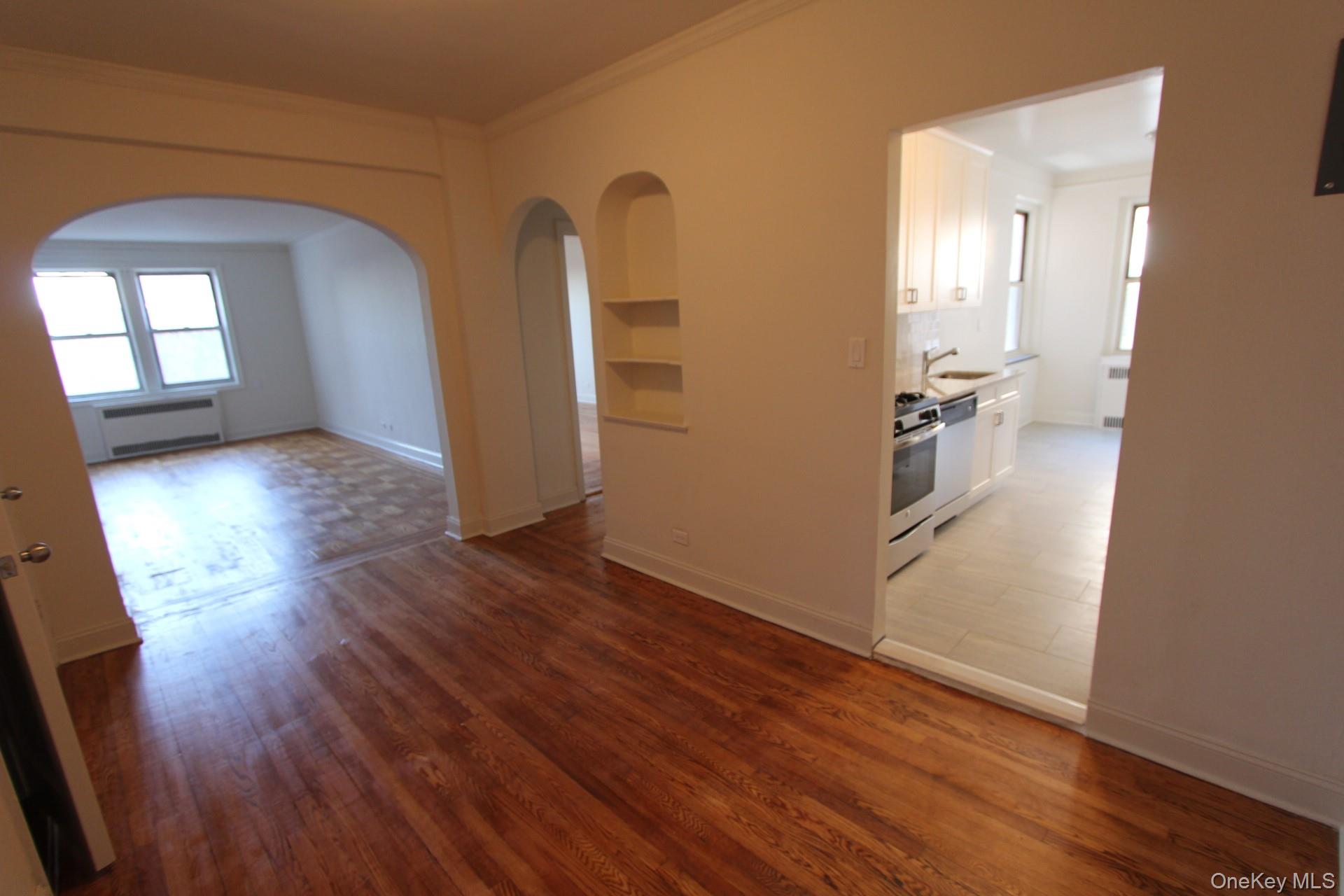 #2 photo, 47-50 41st Street, קווינס Sunnyside , NY 11104