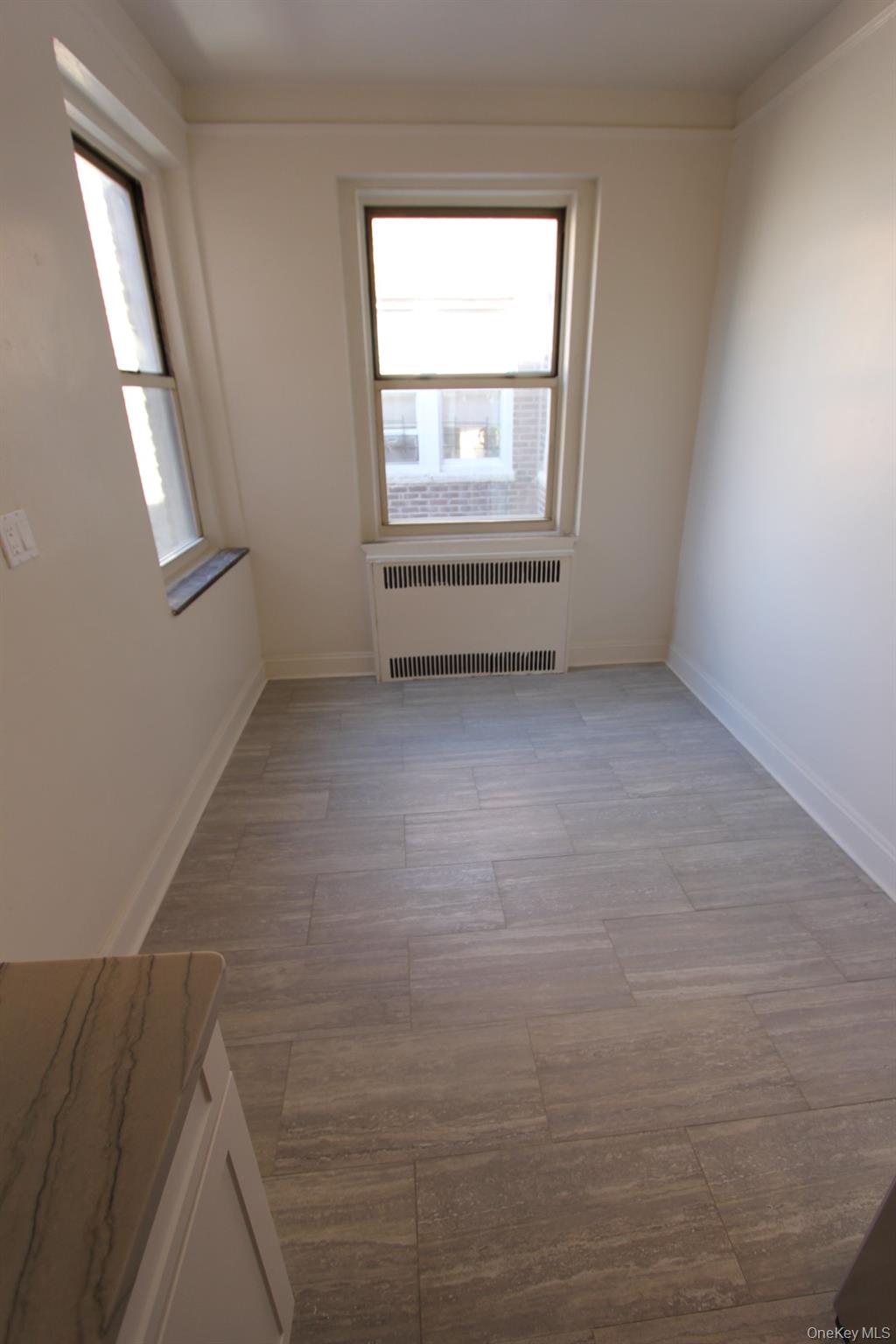 #7 photo, 47-50 41st Street, קווינס Sunnyside , NY 11104