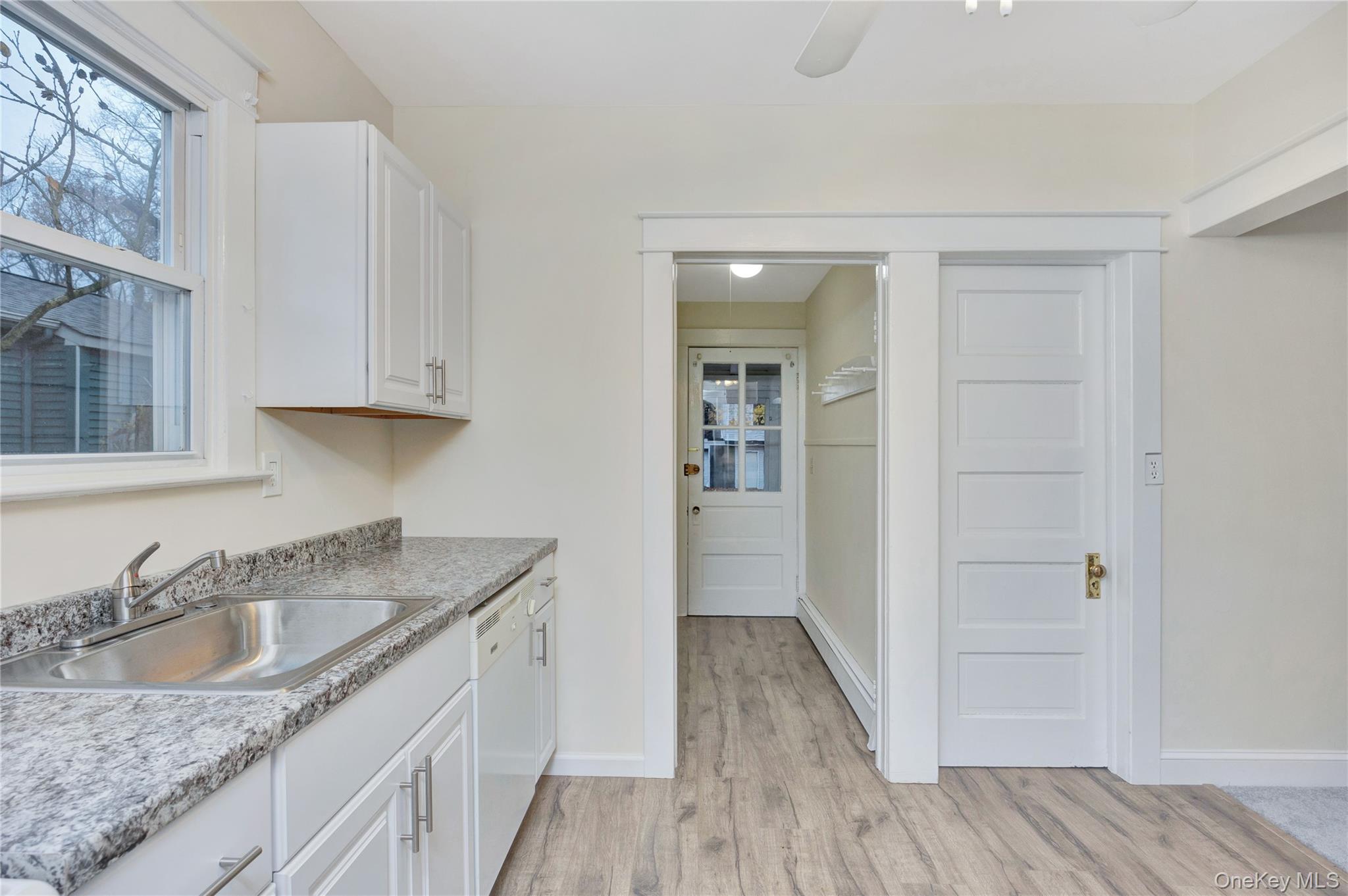 #18 photo, 35 Andrew Avenue, Islip Terrace , NY 11752