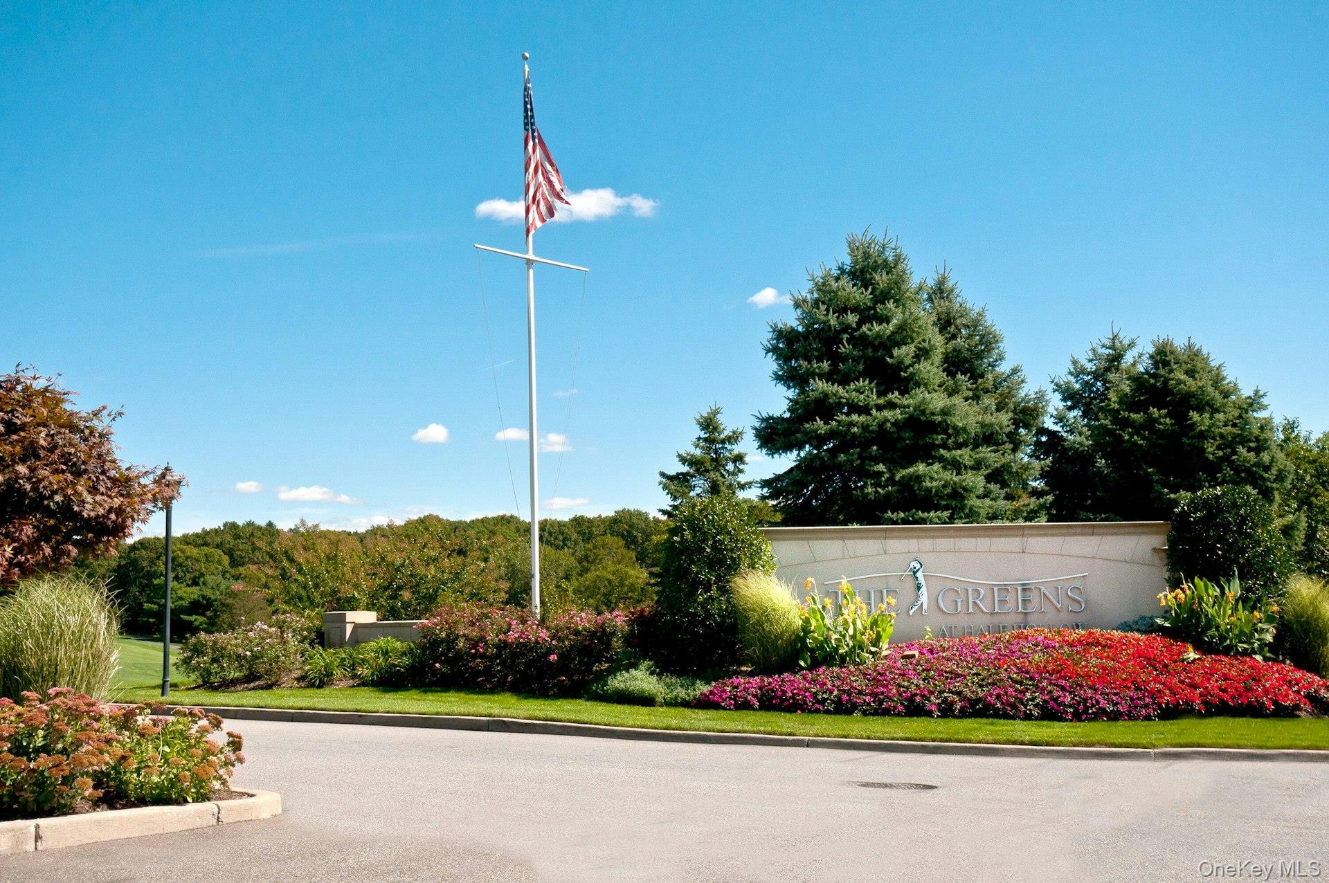 #19 photo, 986 Madeira Boulevard, Melville , NY 11747