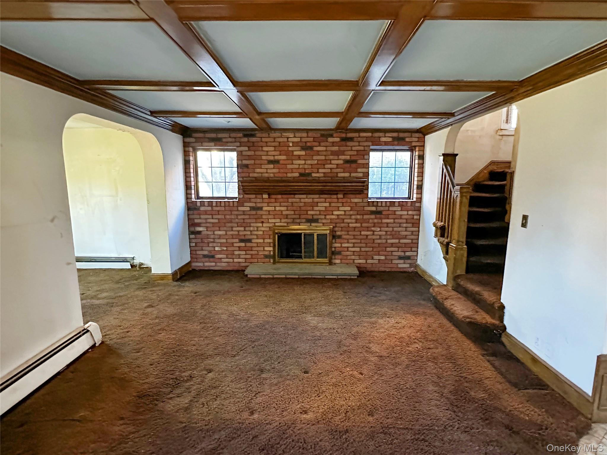 #18 photo, 192 Brixton Road, Garden City , NY 11530