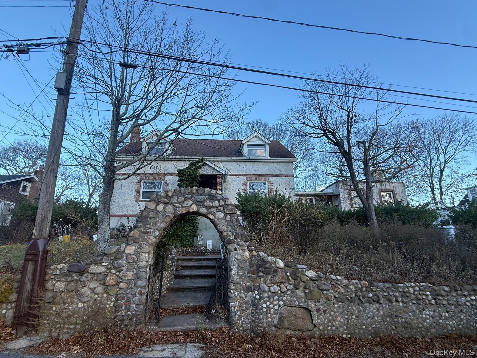 #1 photo, 5 Oakland Avenue, Rocky Point , NY 11778