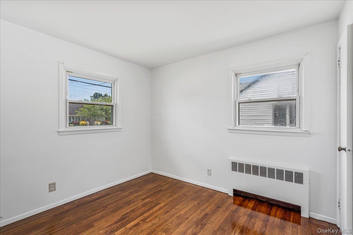 #16 photo, 19 Dakota Street, 长岛 Hicksville , NY 11801