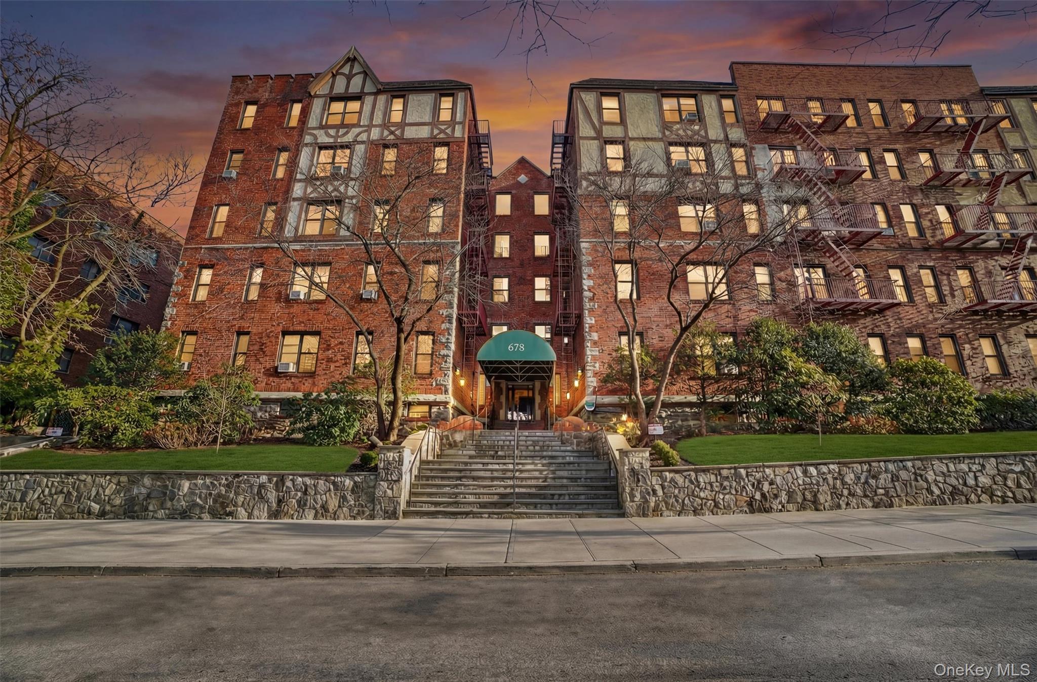 #1 photo, 673 Locust Street, Mount Vernon , NY 10552