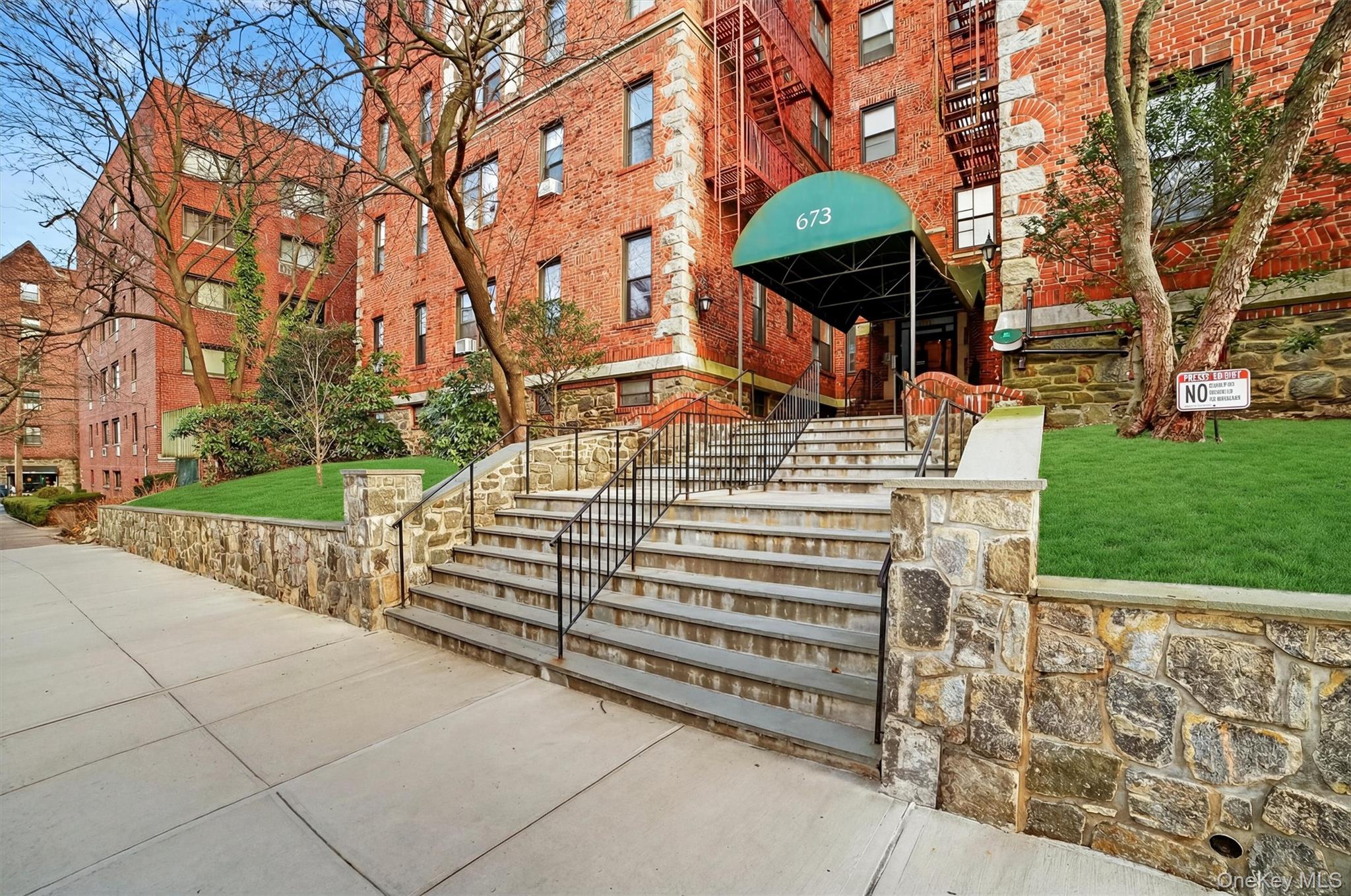 #2 photo, 673 Locust Street, Mount Vernon , NY 10552