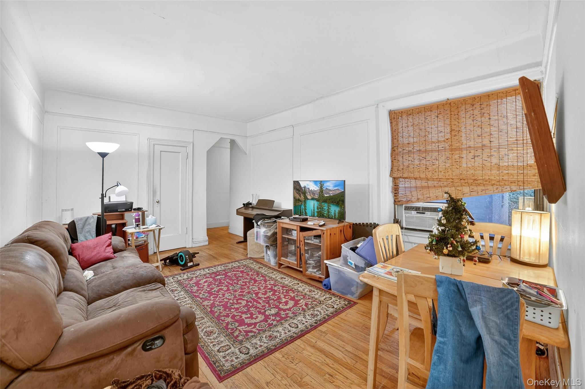 #5 photo, 673 Locust Street, Mount Vernon , NY 10552