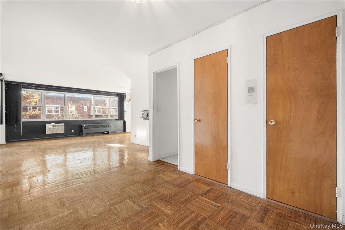 #6 photo, 1299 Palmer Avenue, Larchmont , NY 10538