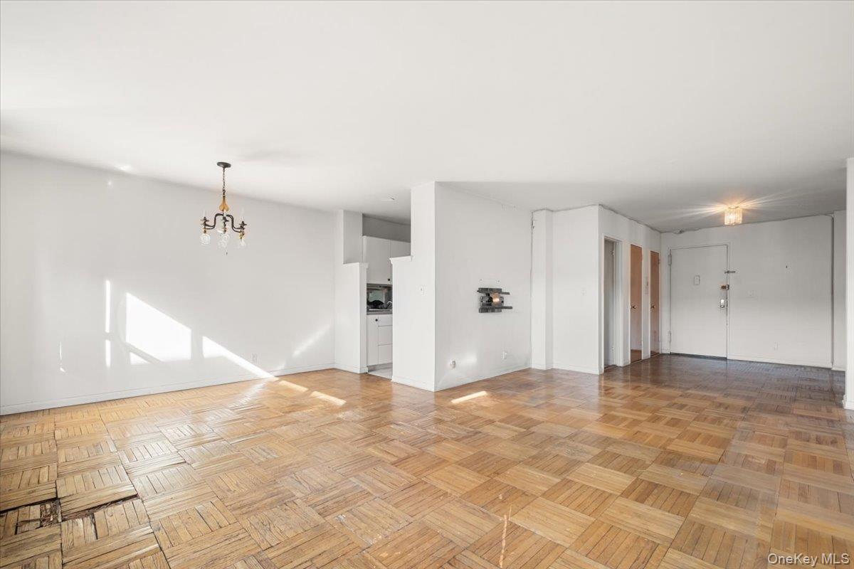 #7 photo, 1299 Palmer Avenue, Larchmont , NY 10538