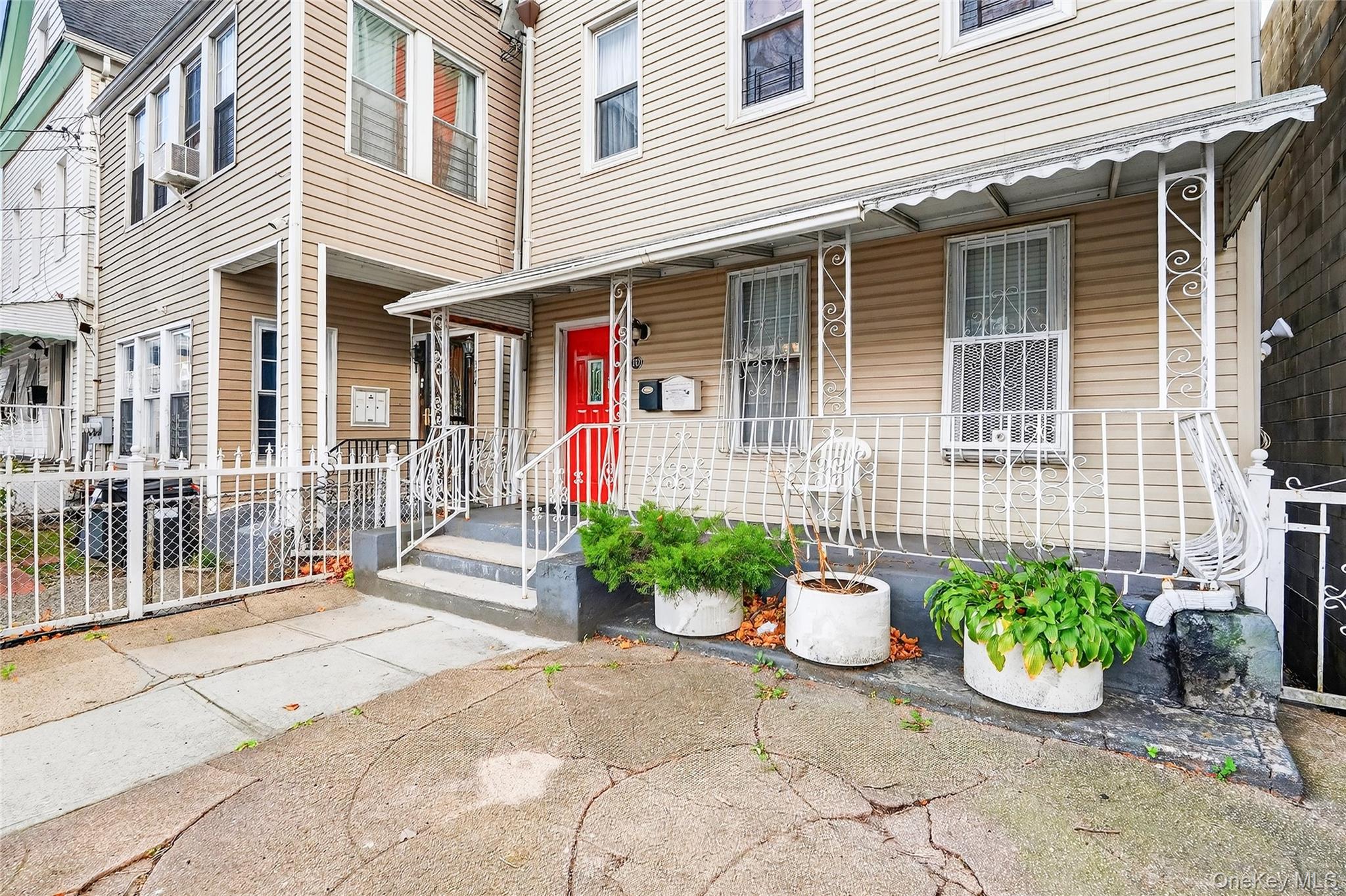 #5 photo, 372 Bronx Park Avenue, ব্রঙ্কস Bronx , NY 10460