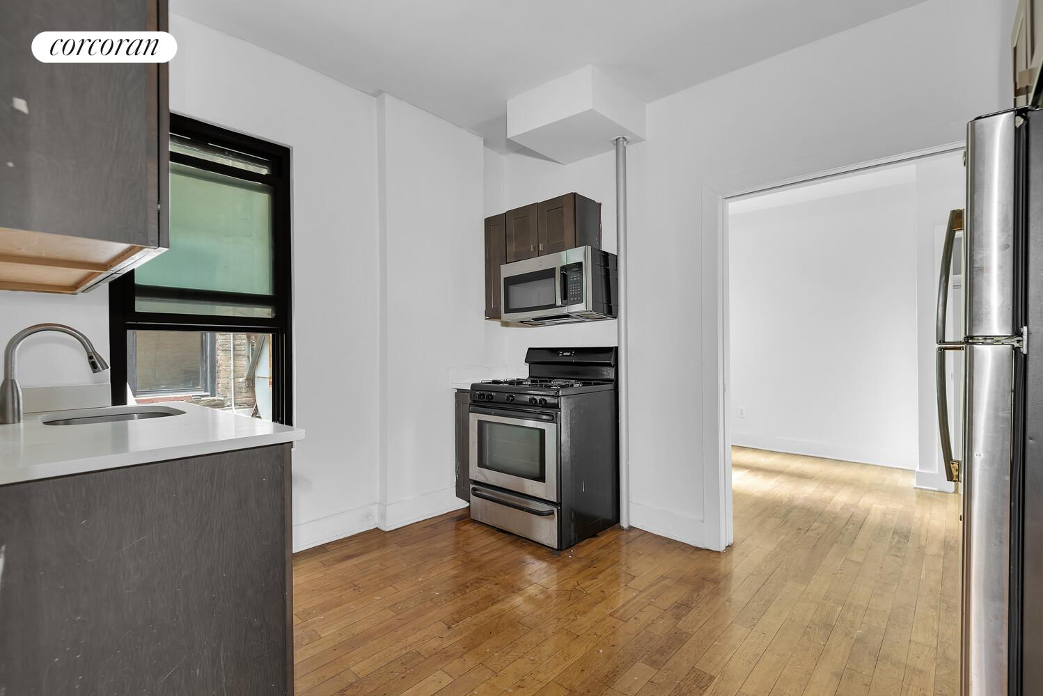 #7 photo, Brooklyn, Williamsburg , NY 11211