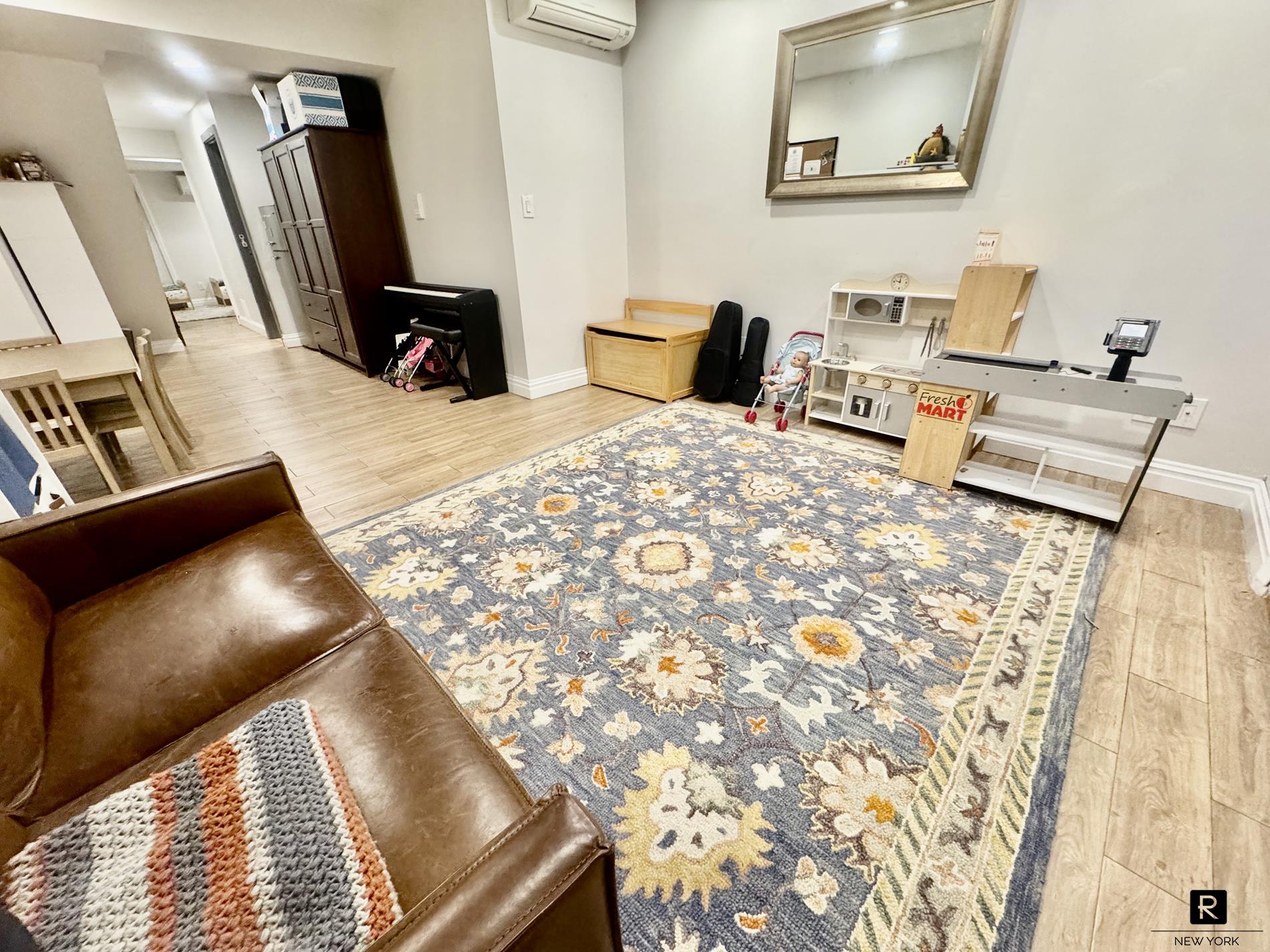 #12 photo, New York City, Upper East Side , NY 10128