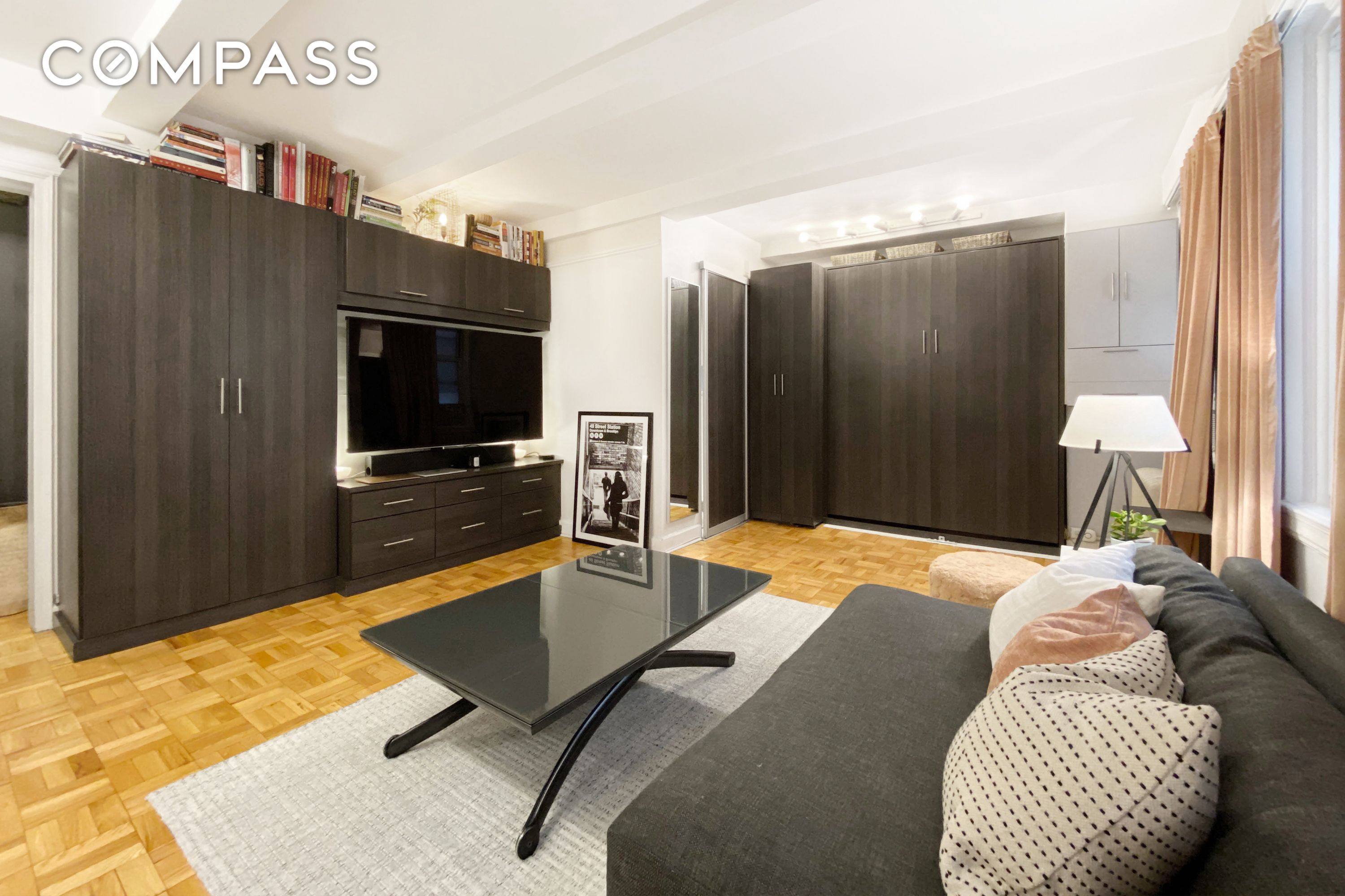 #4 photo, 155 E 49th Street, Midtown East , NY 10017