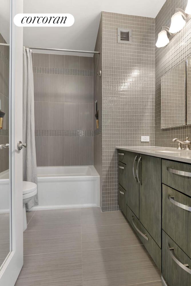 #10 photo, New York City, Turtle Bay , NY 10017