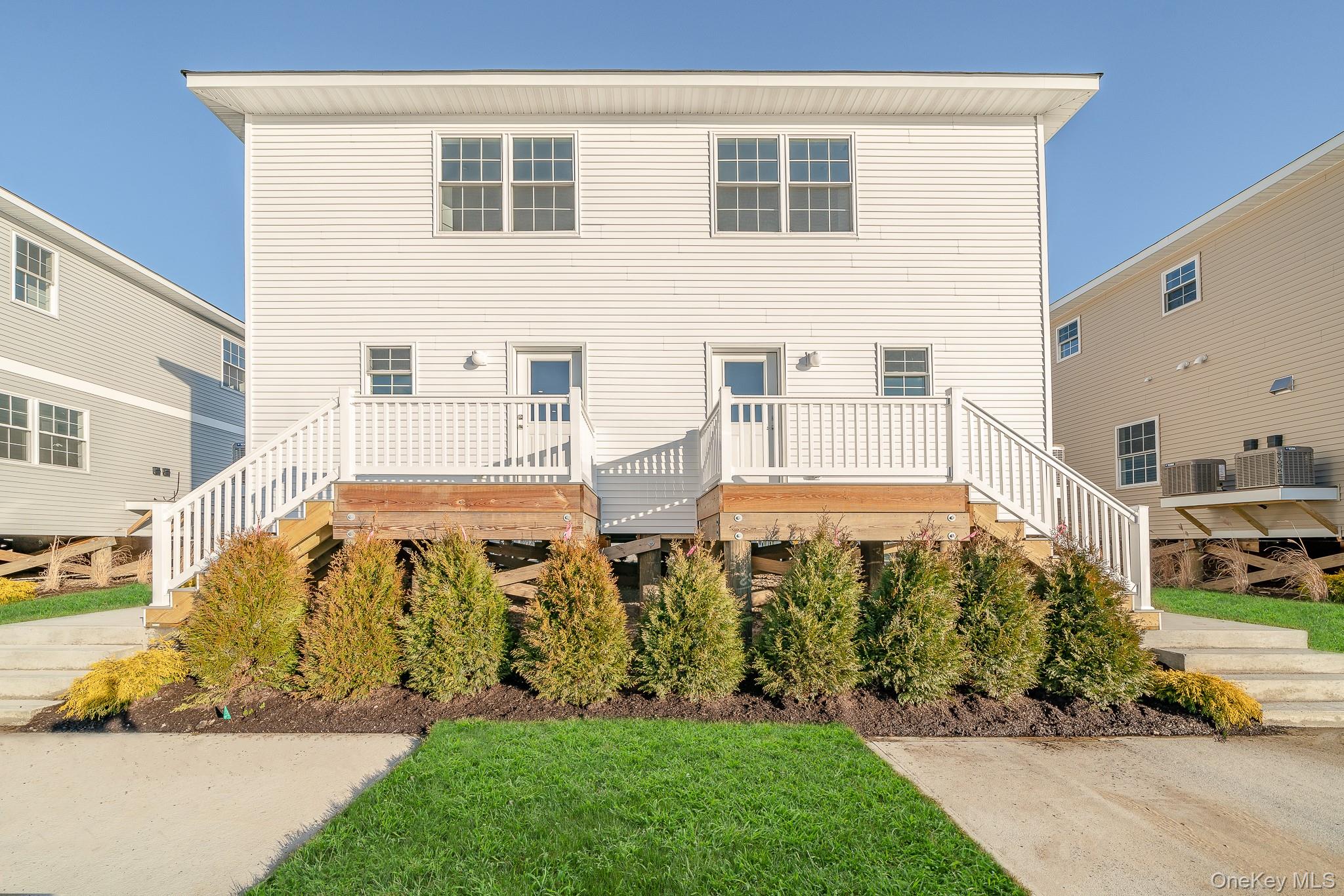 #5 photo, 2812 Ocean Avenue, Seaford , NY 11783