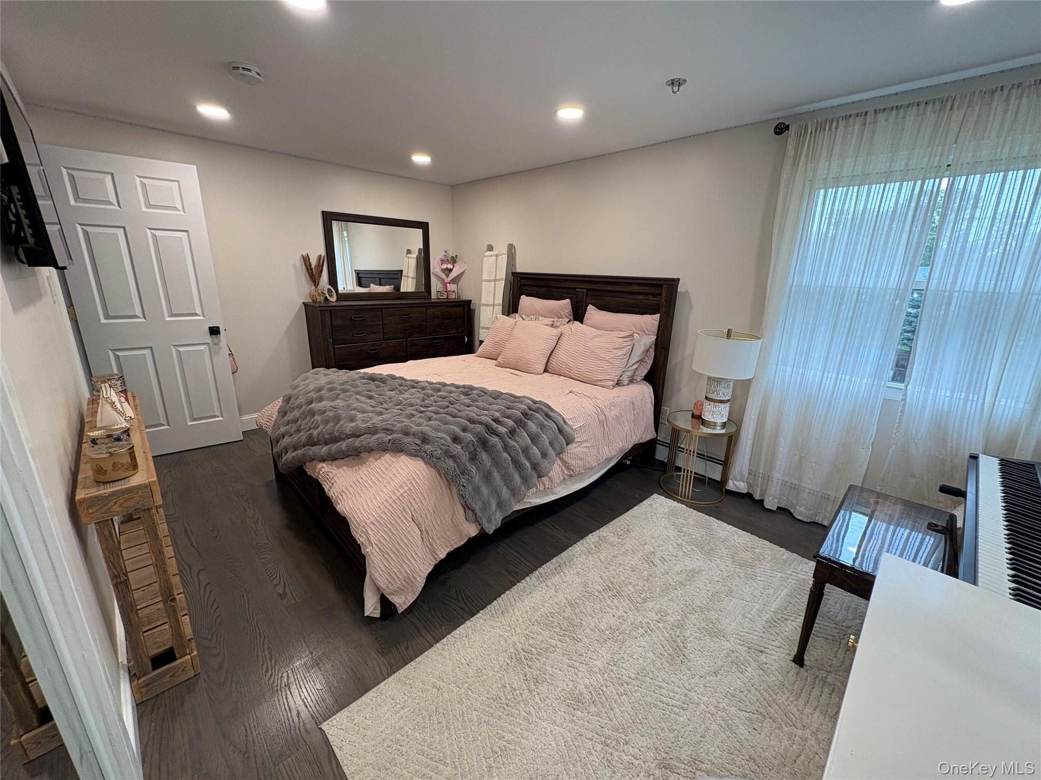 #12 photo, 9 Sugarbush Lane, Coram , NY 11727