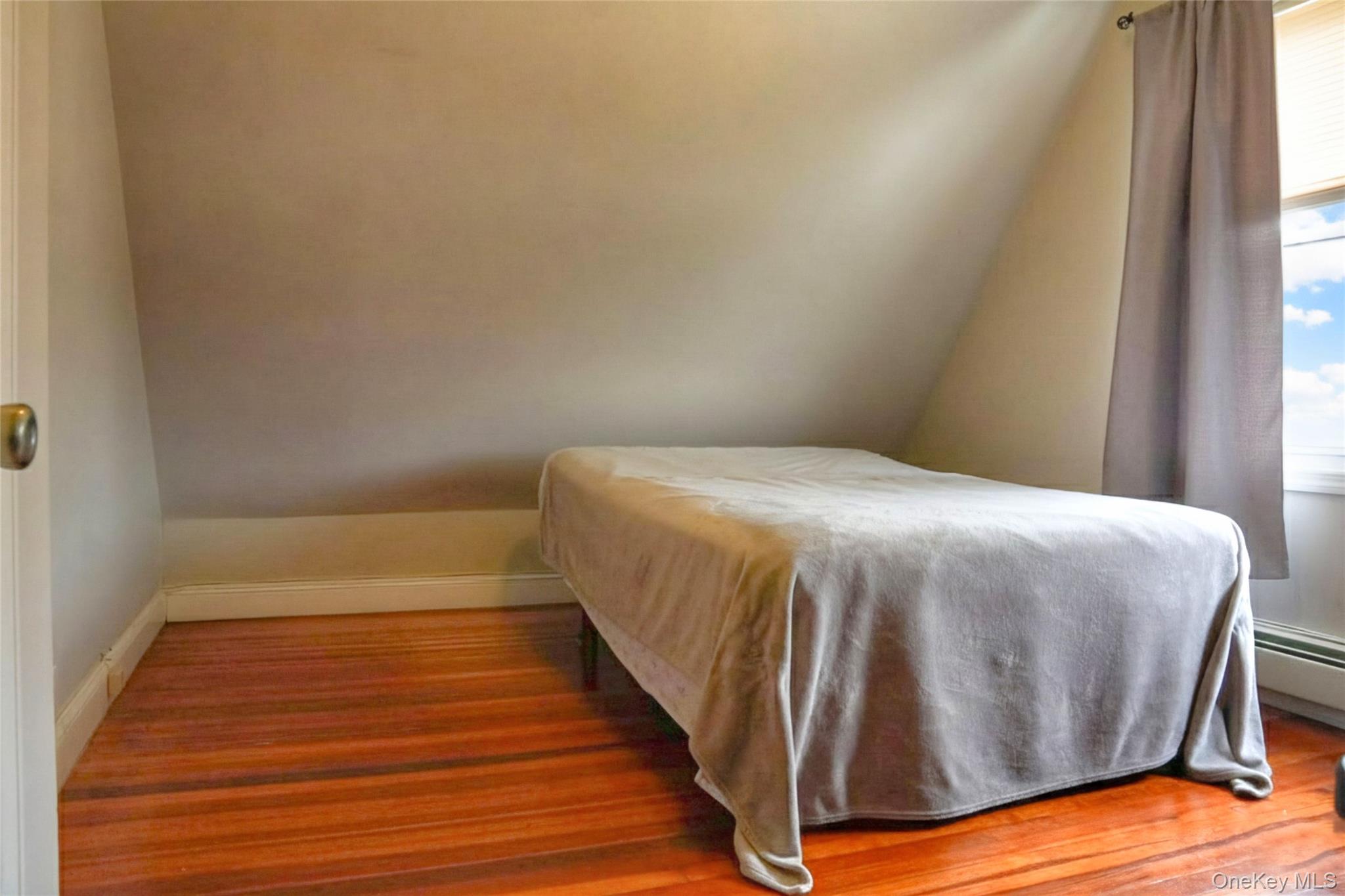 #11 photo, 38 Lehrer Avenue, Elmont , NY 11003