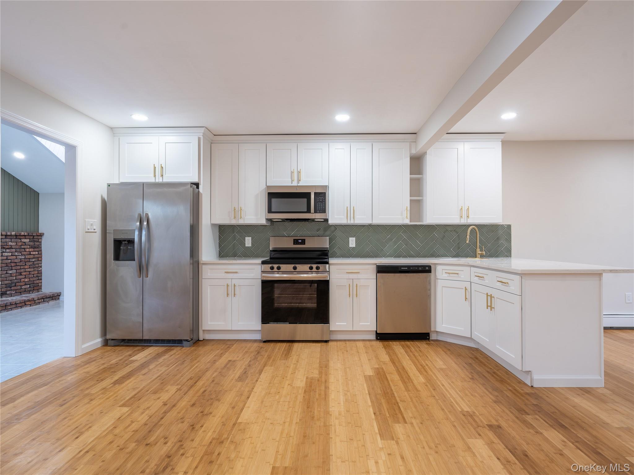 #1 photo, 4 Julie Lane, Selden , NY 11784