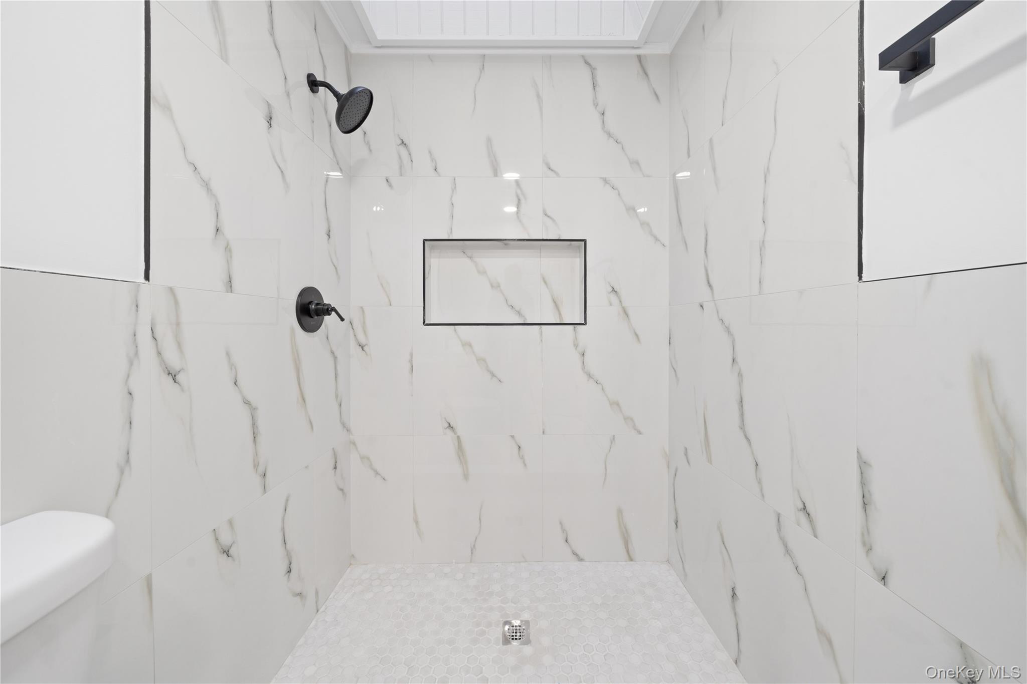 #12 photo, 4 Julie Lane, সাফোক কাউন্টি Selden , NY 11784