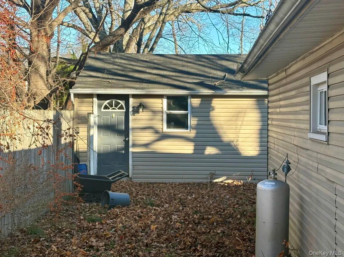 #14 photo, 11 Tell Avenue, Deer Park , NY 11729