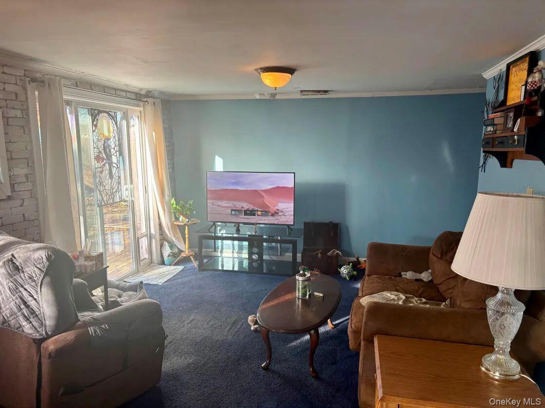 #6 photo, 11 Tell Avenue, Deer Park , NY 11729