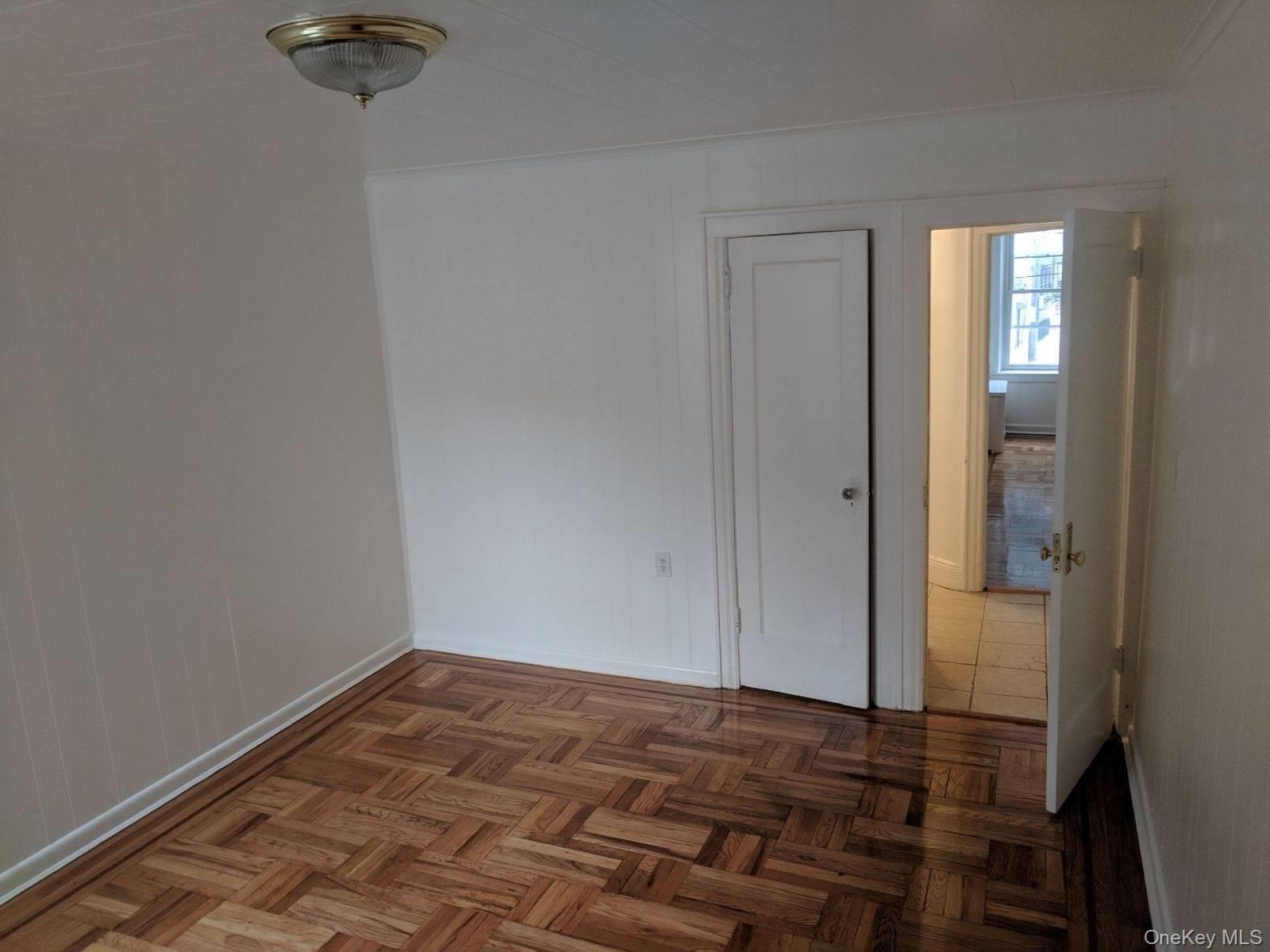 #12 photo, 86-20 Jamaica Avenue, 皇后区 木港 Woodhaven , NY 11421