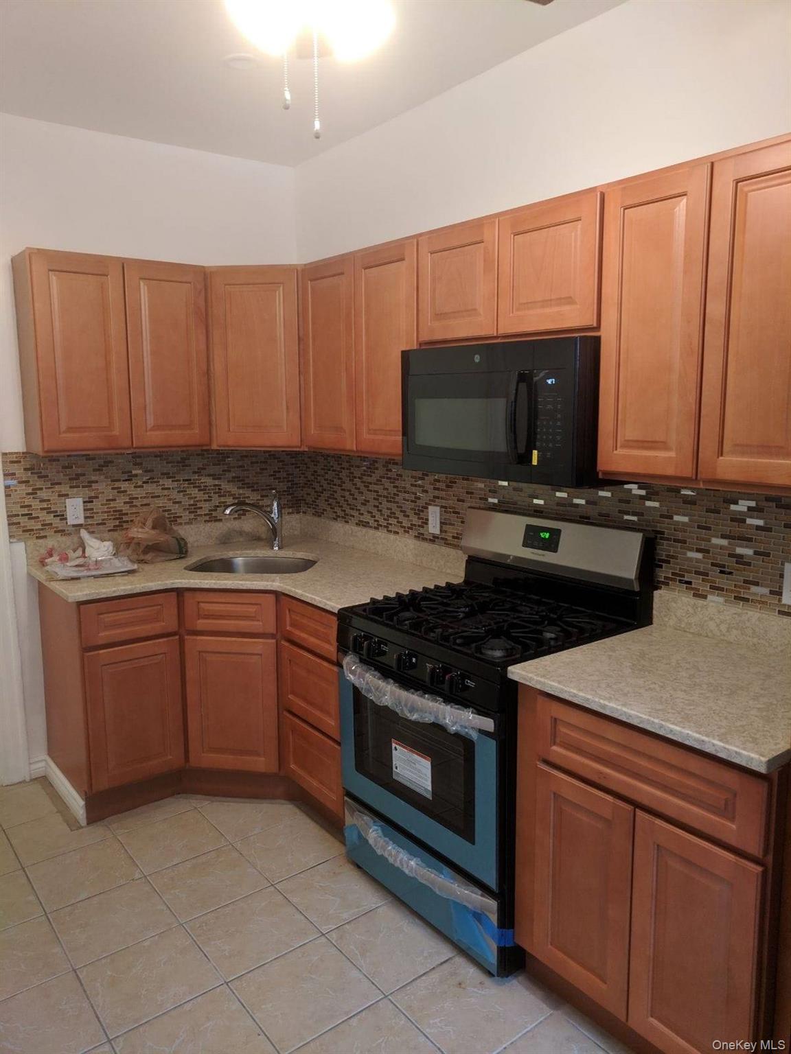 #3 photo, 86-20 Jamaica Avenue, 皇后区 木港 Woodhaven , NY 11421