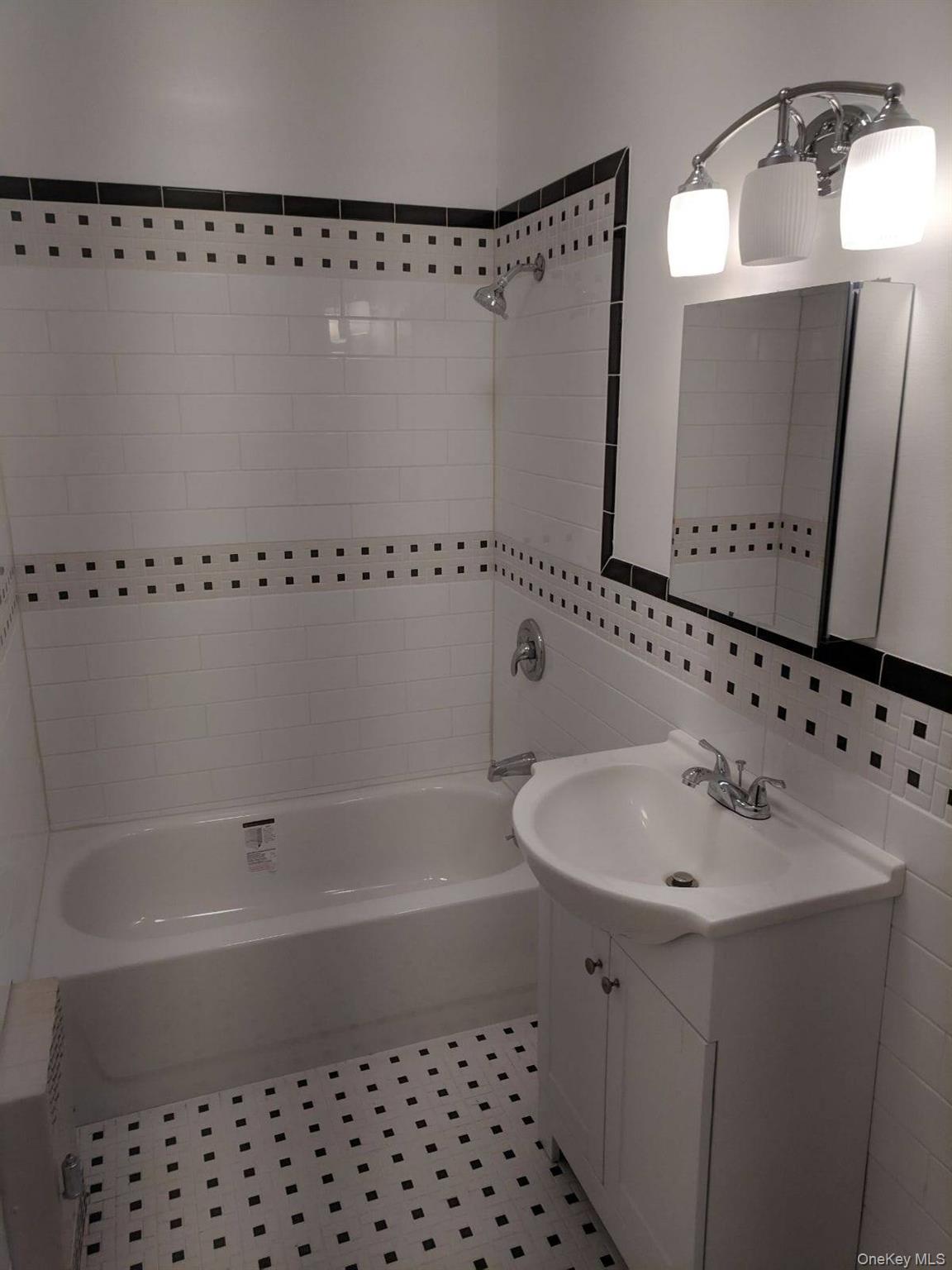 #7 photo, 86-20 Jamaica Avenue, 皇后区 木港 Woodhaven , NY 11421