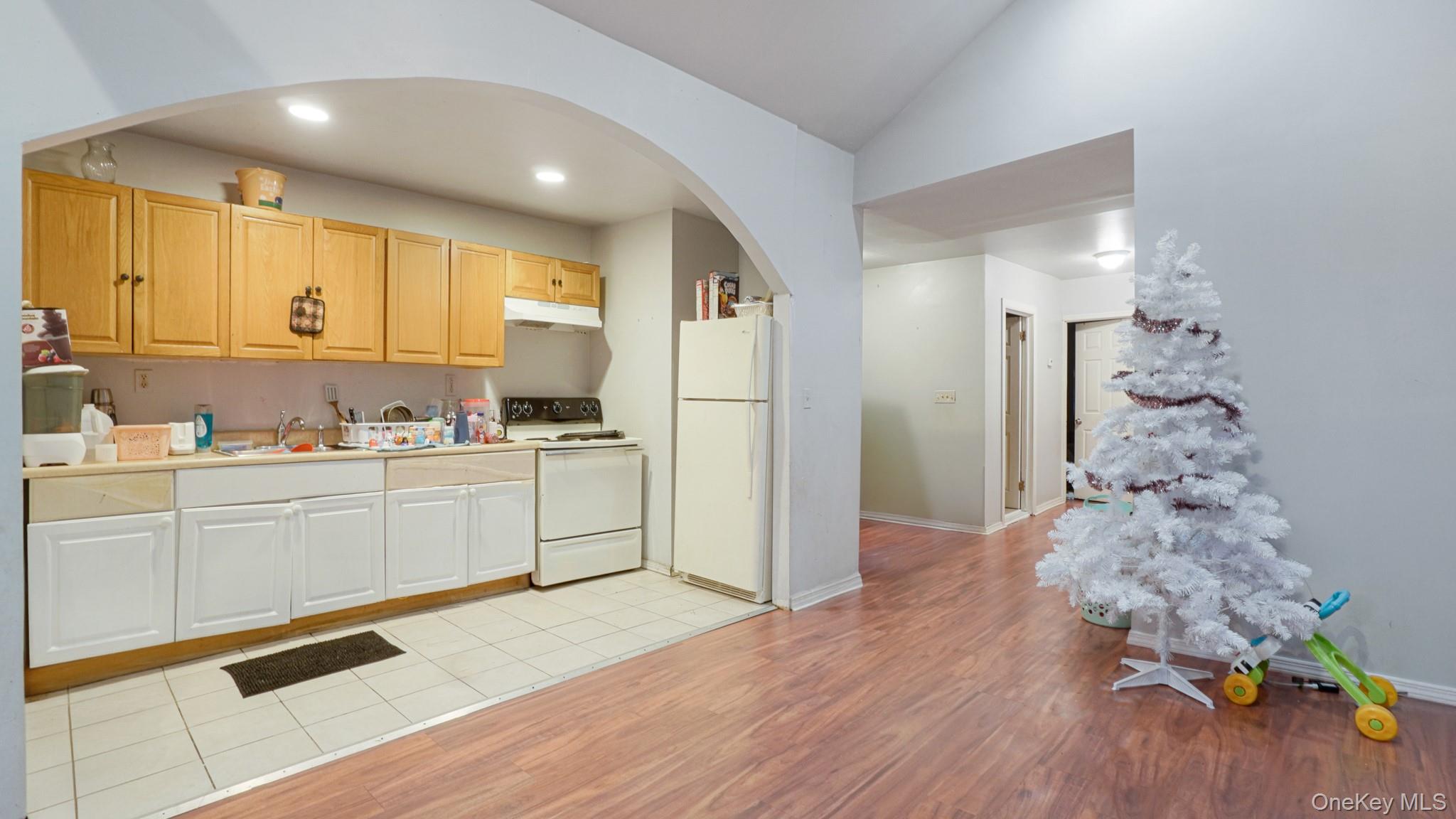 #13 photo, 13421 233rd Street, Rosedale , NY 11422