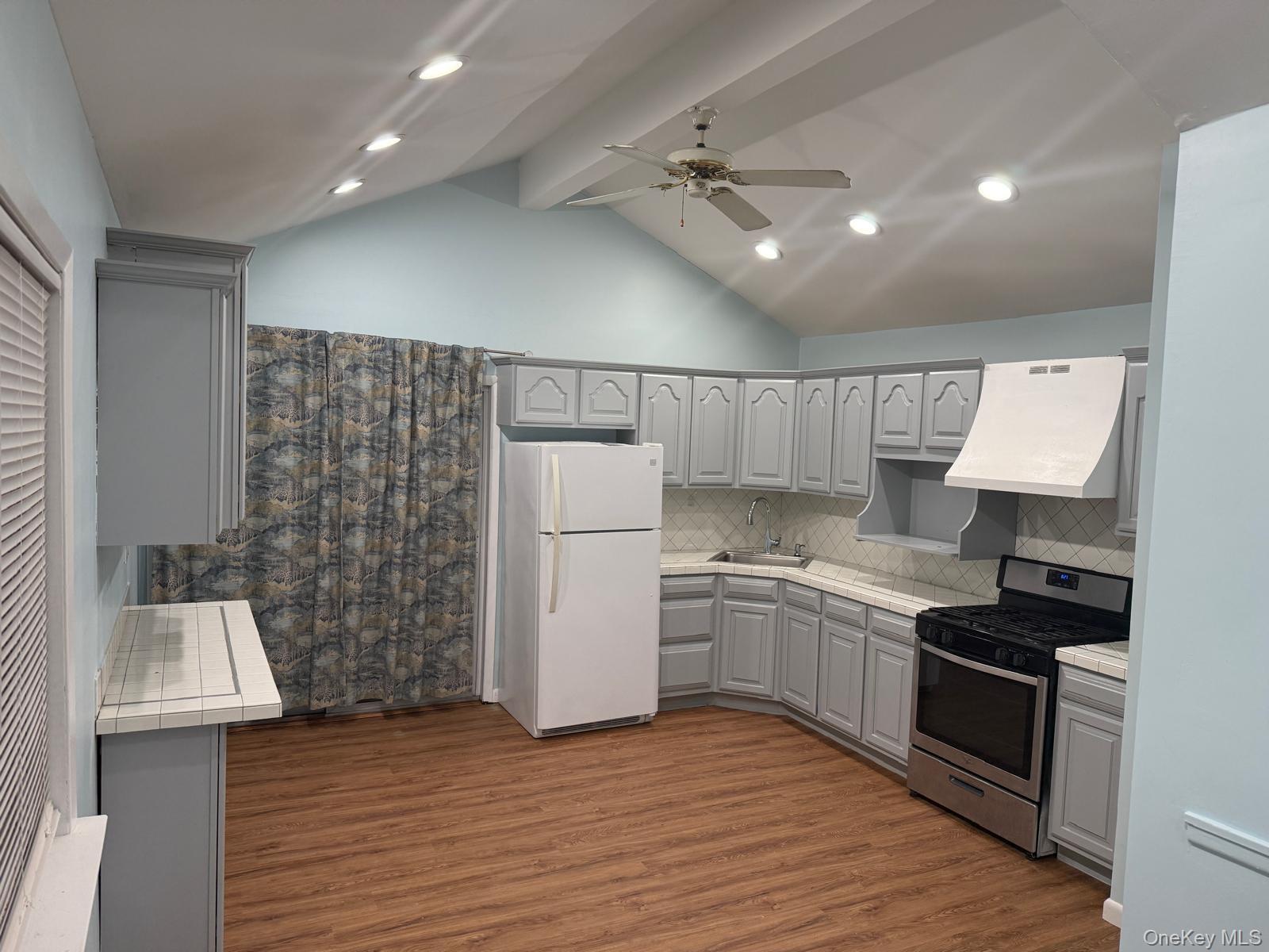 #9 photo, 1058 Propp Avenue, Hempstead , NY 11010