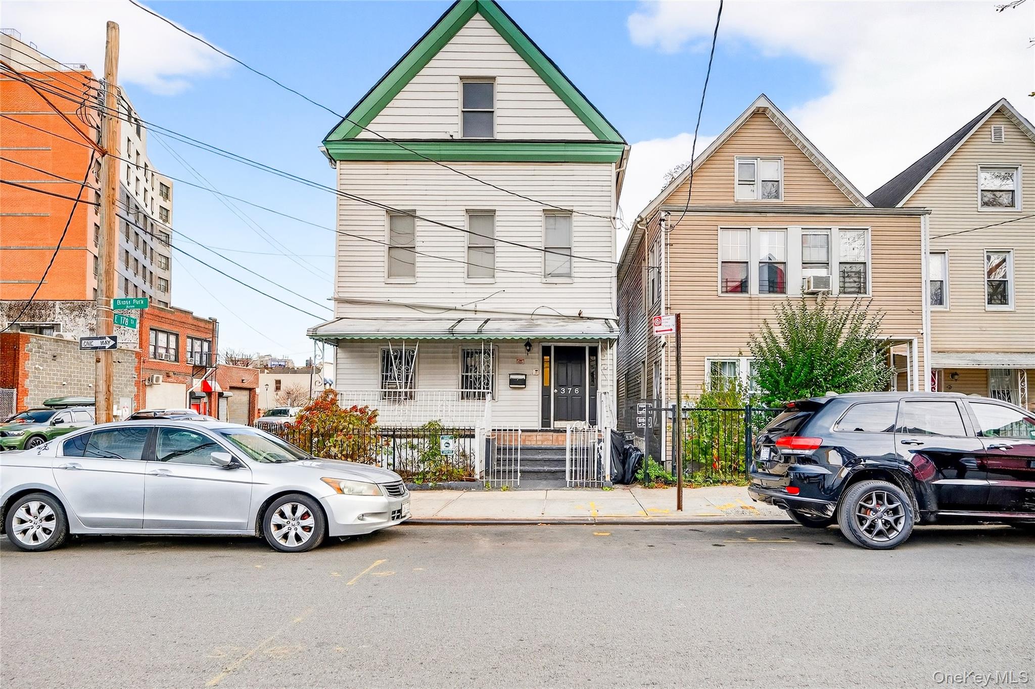 #1 photo, 376 Bronx Park Avenue, Bronx , NY 10460