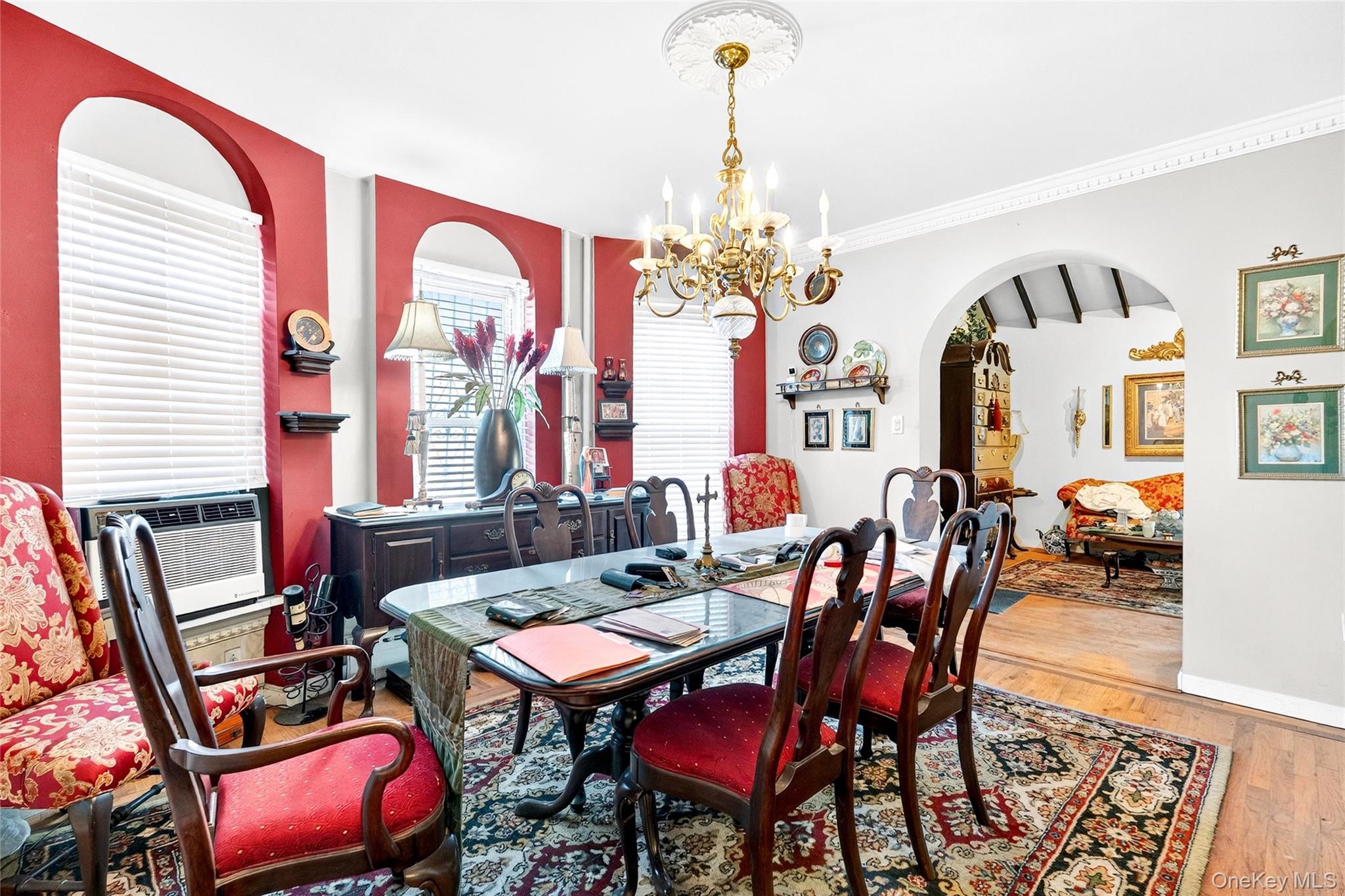 #13 photo, 376 Bronx Park Avenue, Bronx , NY 10460