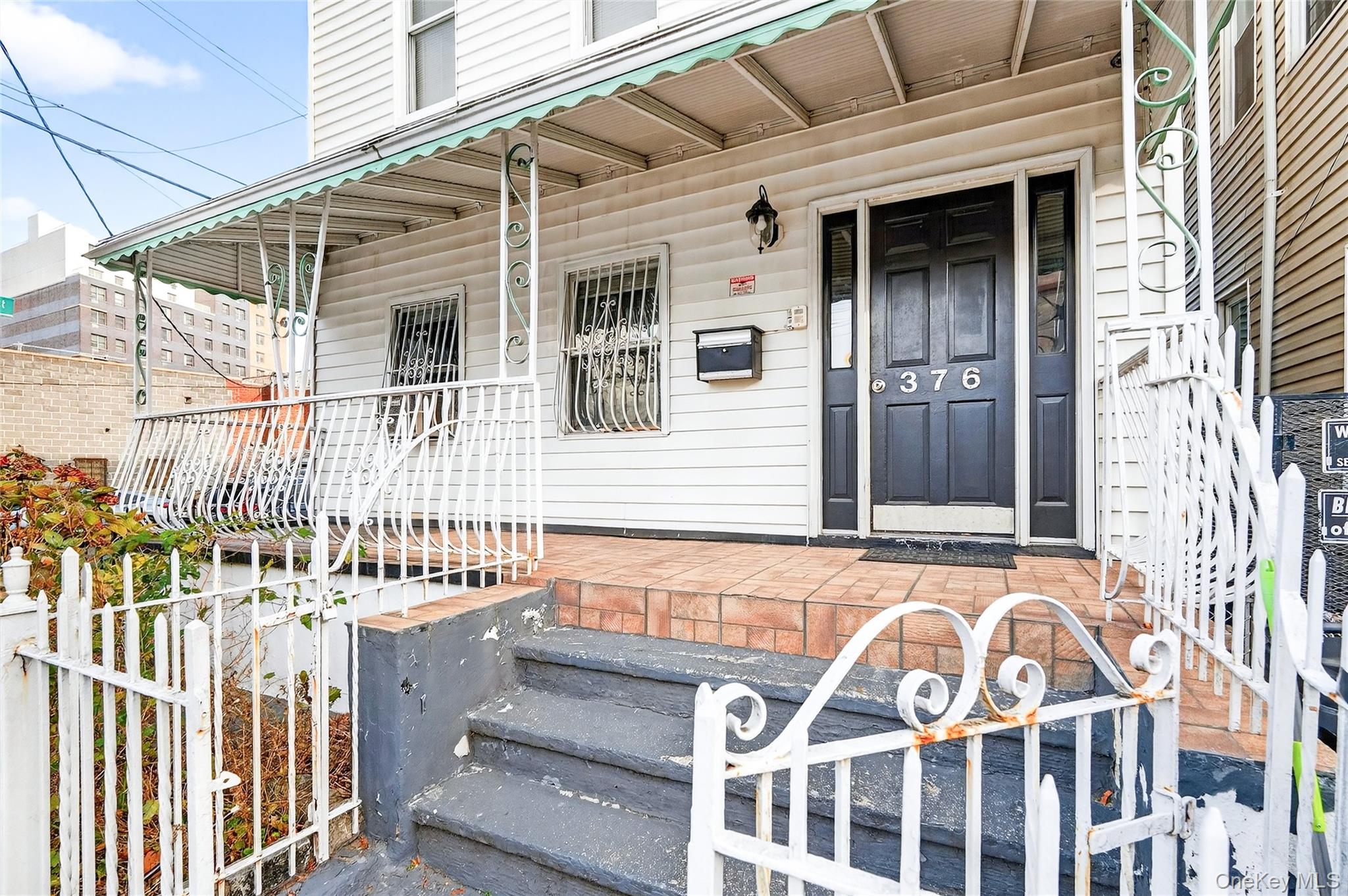 #4 photo, 376 Bronx Park Avenue, Bronx , NY 10460