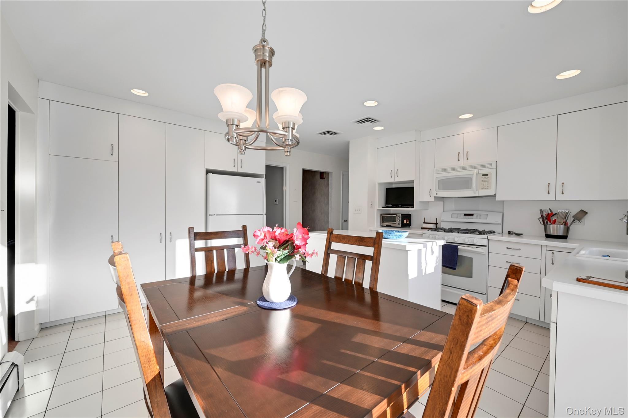 #5 photo, 8 Jennifer Drive, New City , NY 10956