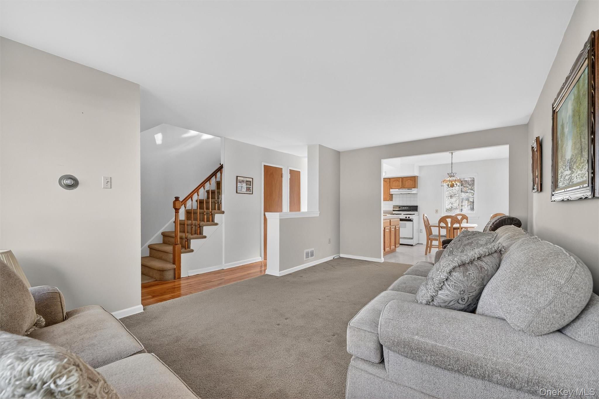 #7 photo, 725 Logan Avenue, ব্রঙ্কস Bronx , NY 10465