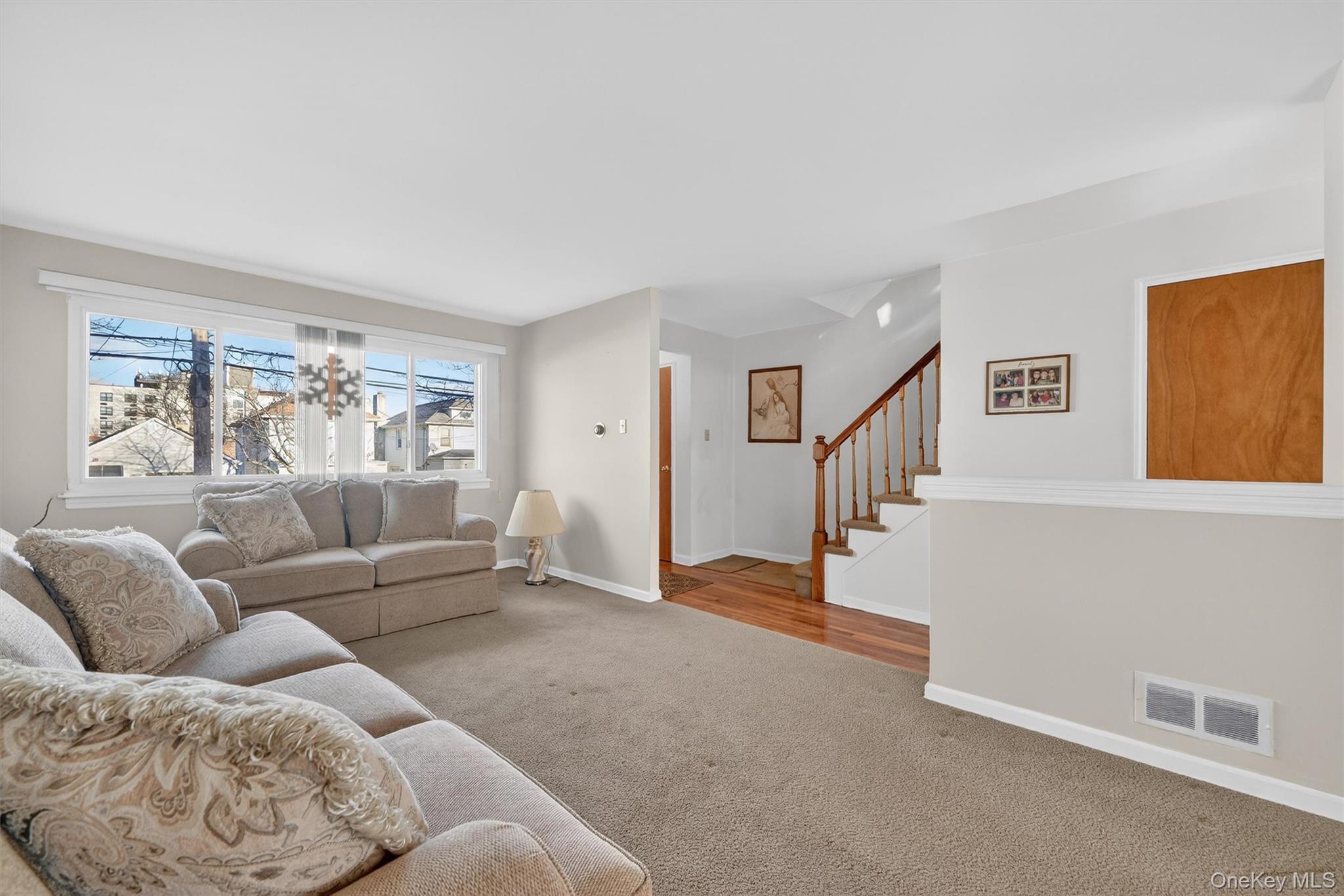 #8 photo, 725 Logan Avenue, ব্রঙ্কস Bronx , NY 10465