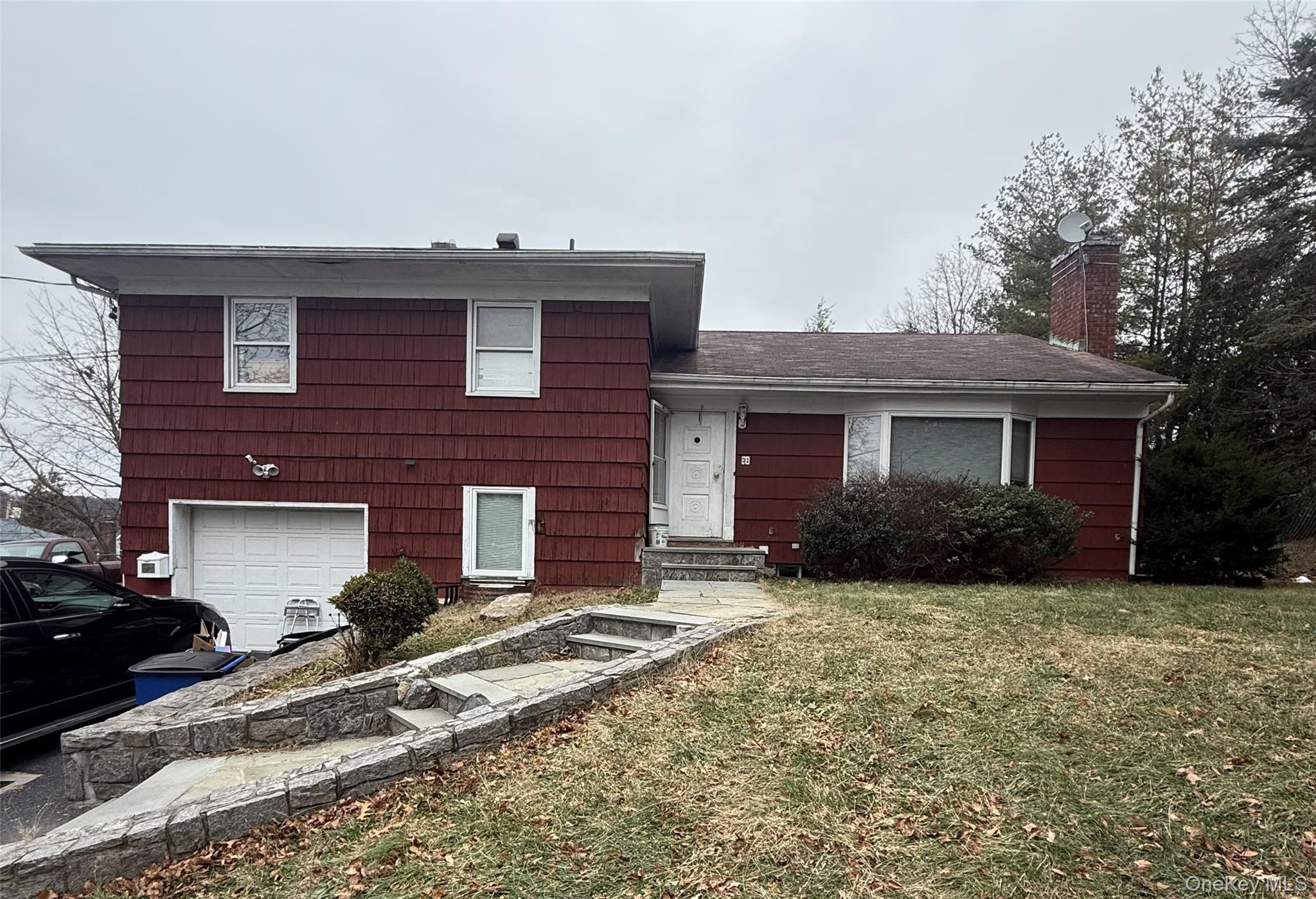 #1 photo, 31 E Vincent Street, Elmsford , NY 10523