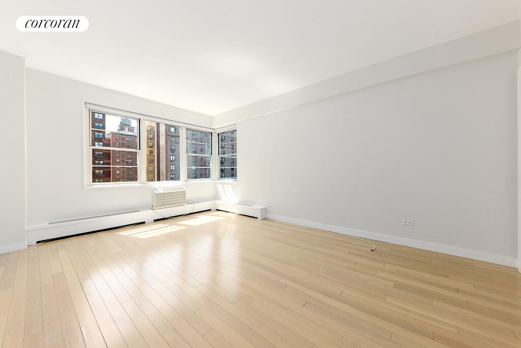 #5 photo, New York City, Yorkville , NY 10028