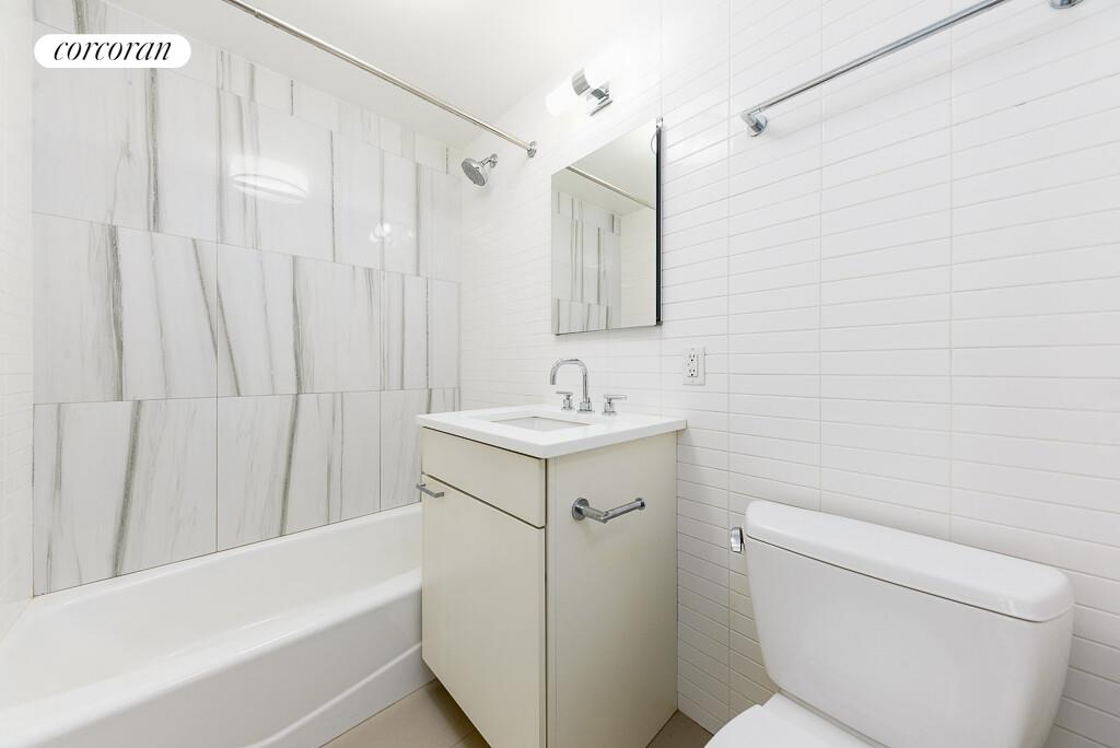 #7 photo, New York City, Yorkville , NY 10028