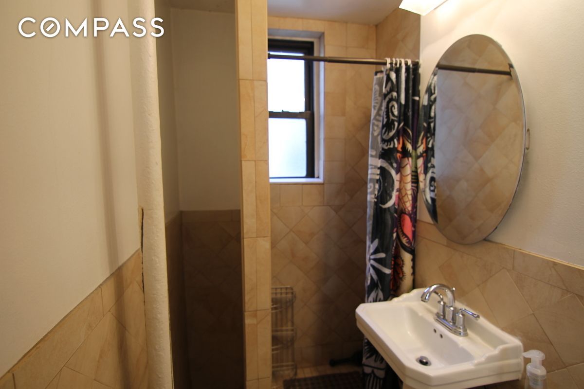 #15 photo, Astoria, কুইন্‌স Astoria , NY 11105