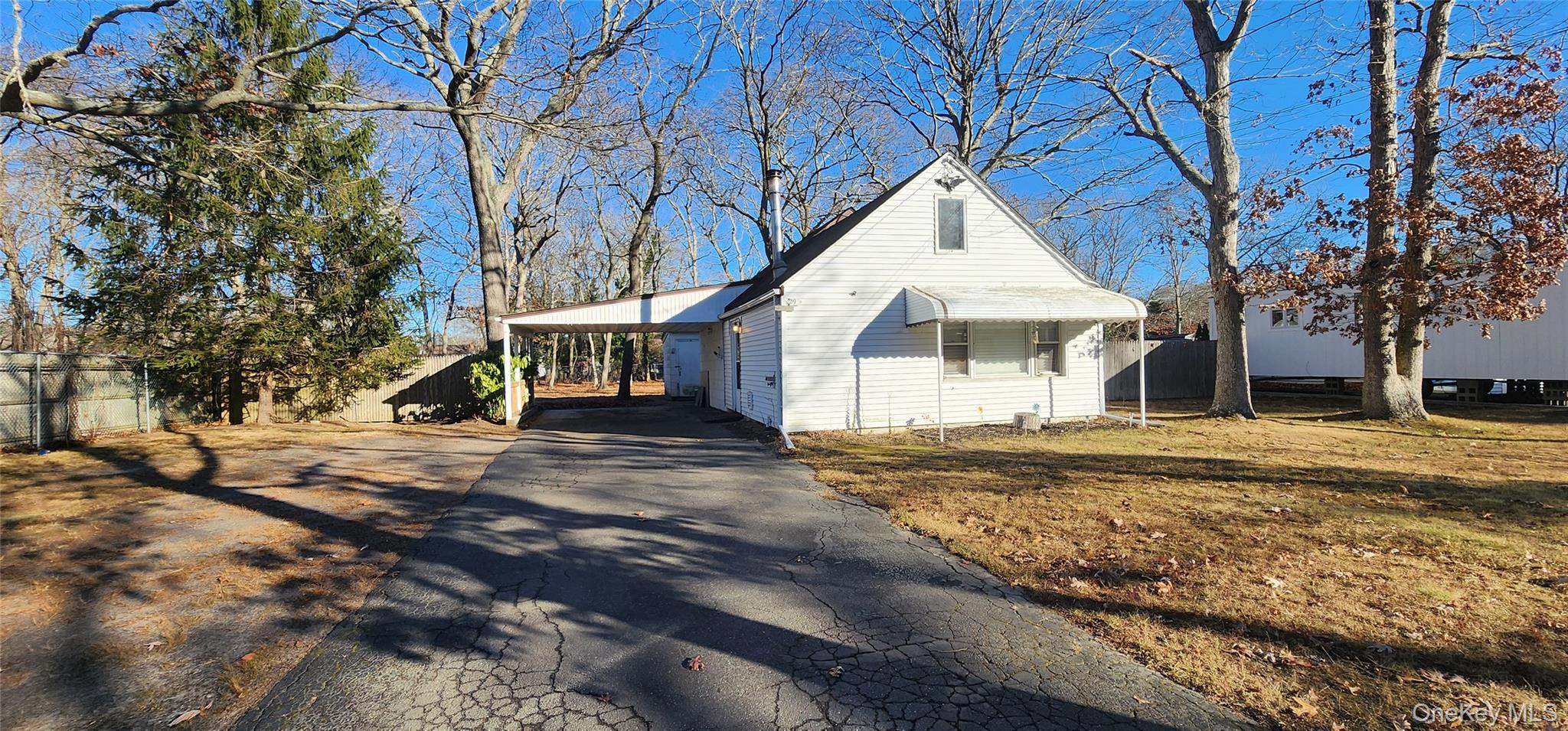 #3 photo, 299 Whittier Drive, Mastic Beach , NY 11951