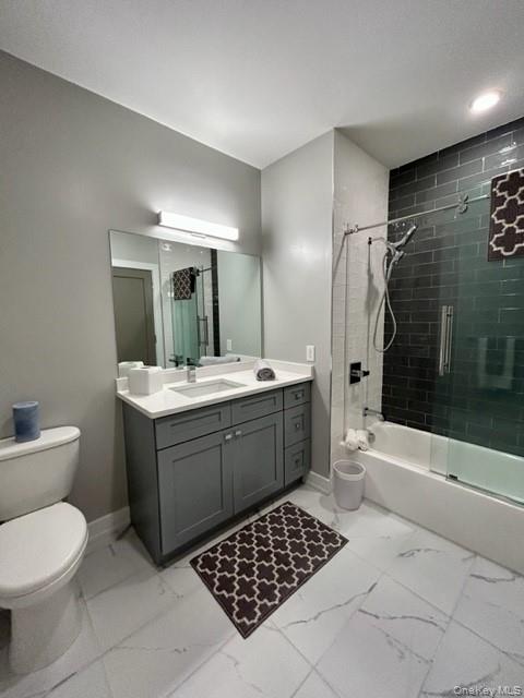 #13 photo, 75 Circle Drive, সাফোক কাউন্টি Central Islip , NY 11722