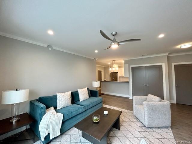 #7 photo, 75 Circle Drive, সাফোক কাউন্টি Central Islip , NY 11722