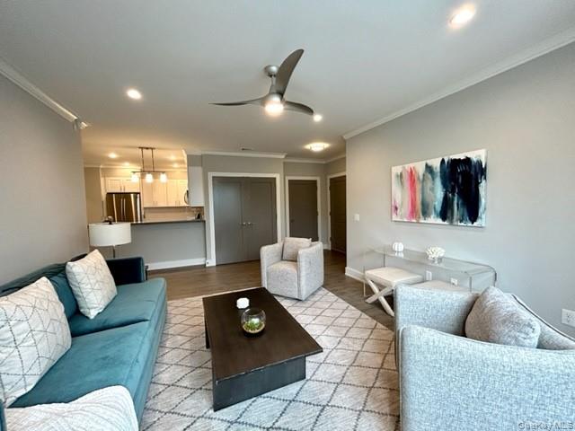 #8 photo, 75 Circle Drive, সাফোক কাউন্টি Central Islip , NY 11722