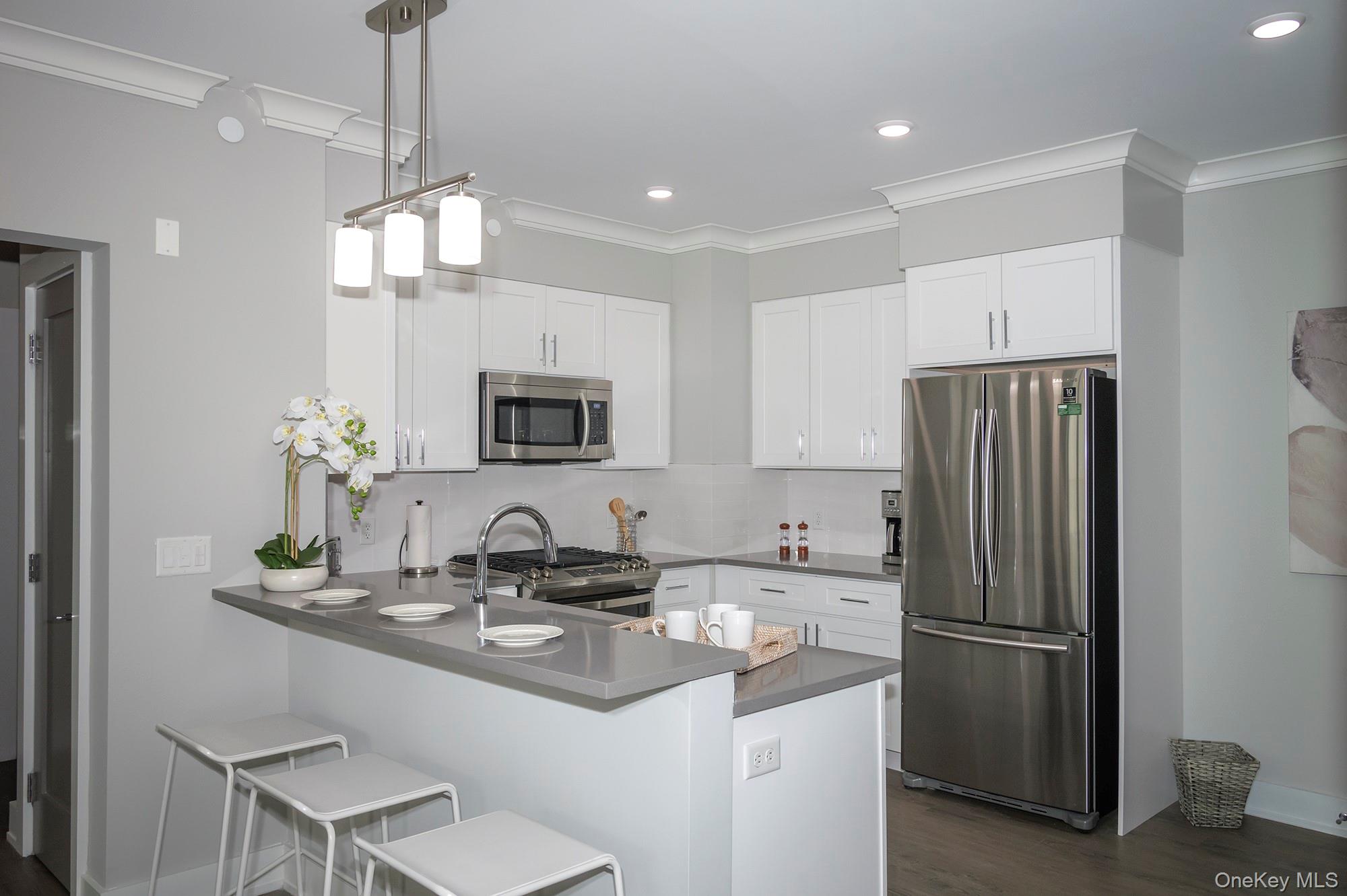 #5 photo, 75 Circle Drive, সাফোক কাউন্টি Central Islip , NY 11722