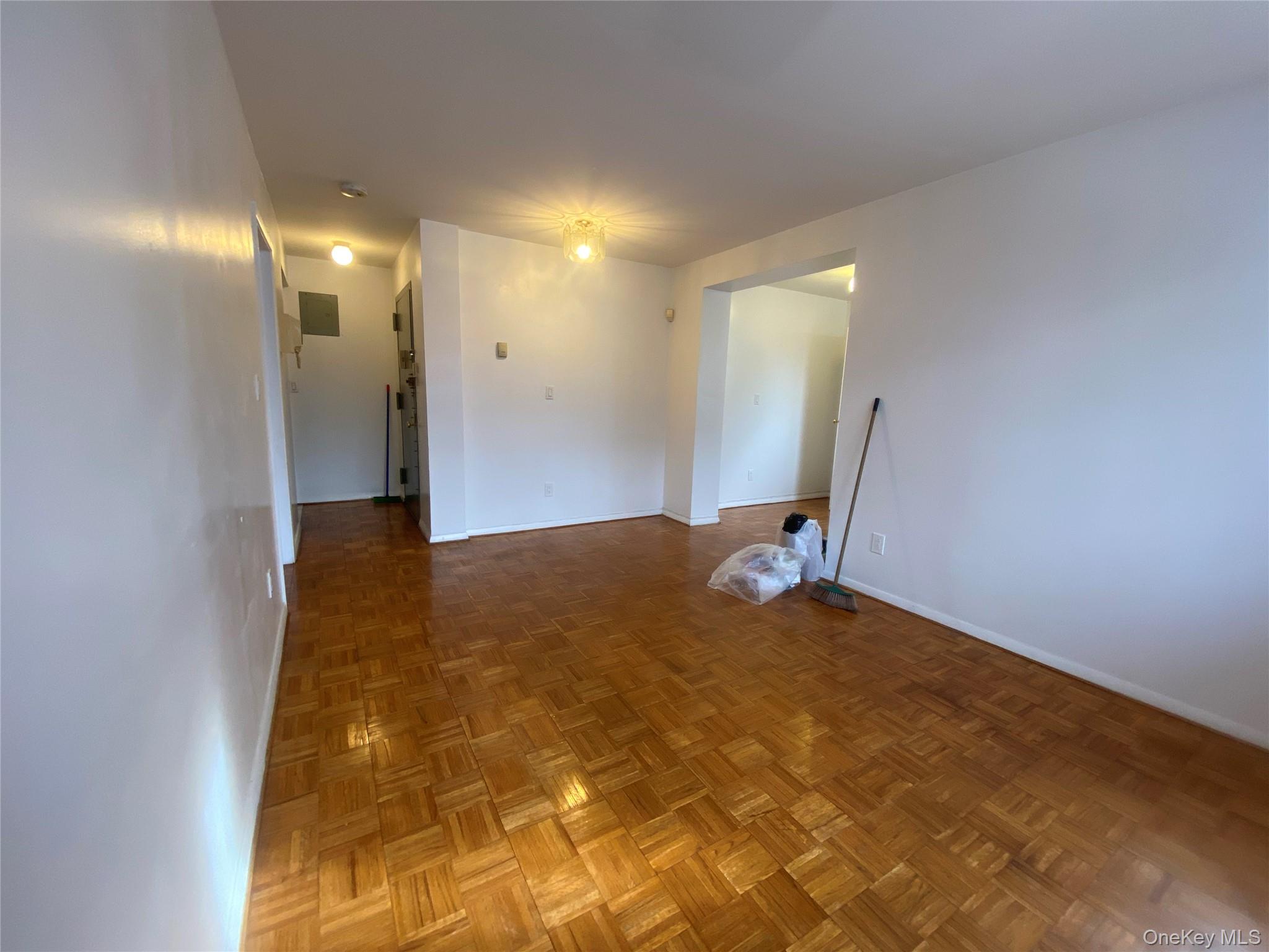 #11 photo, 68-03 41st Avenue, Woodside , NY 11377