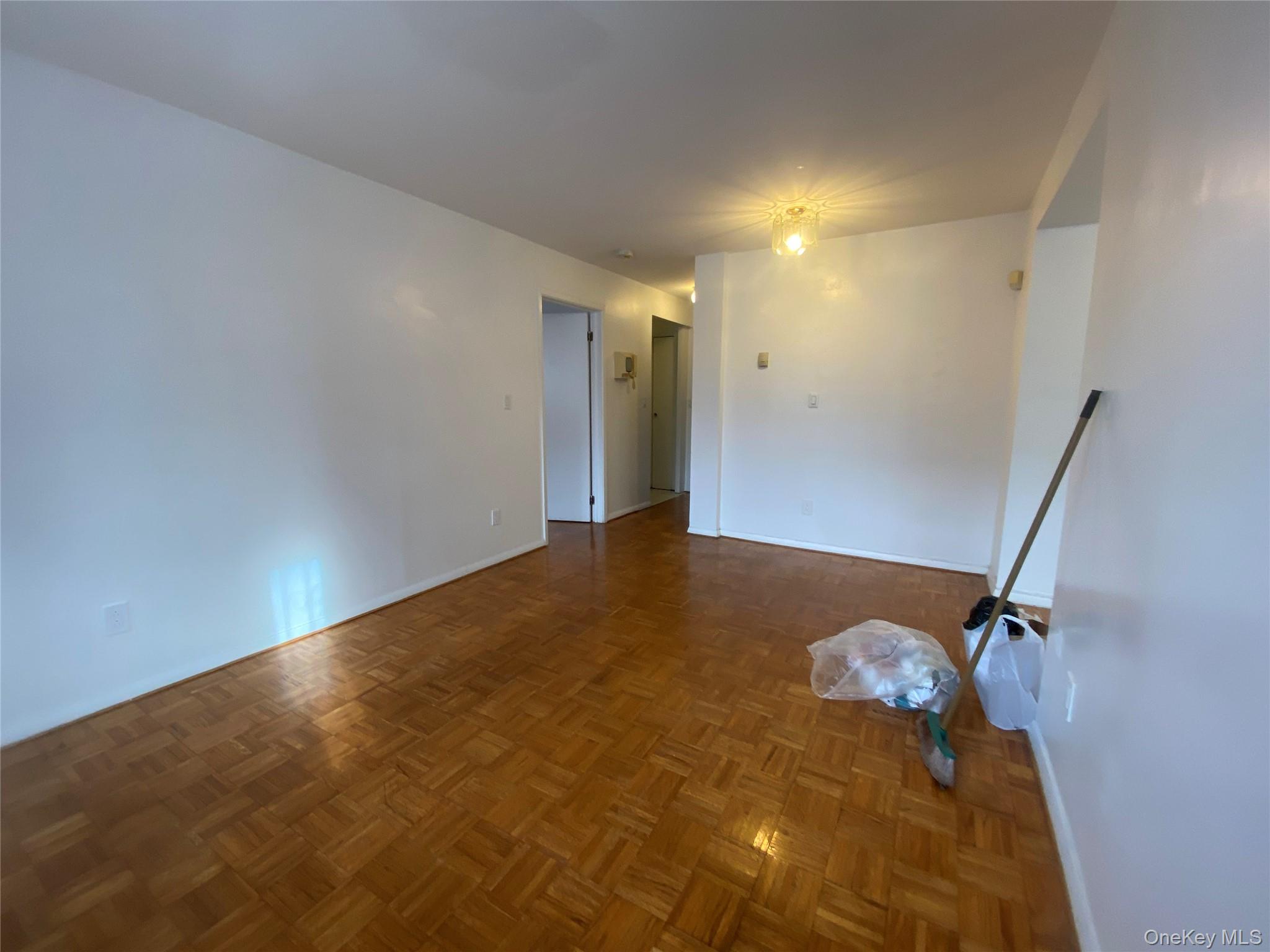 #12 photo, 68-03 41st Avenue, Woodside , NY 11377