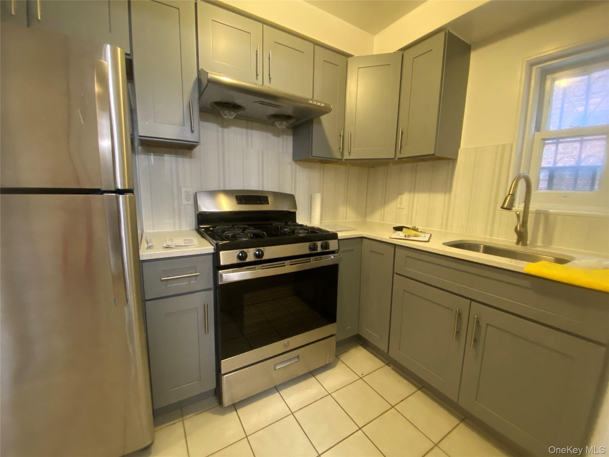 #6 photo, 68-03 41st Avenue, Woodside , NY 11377